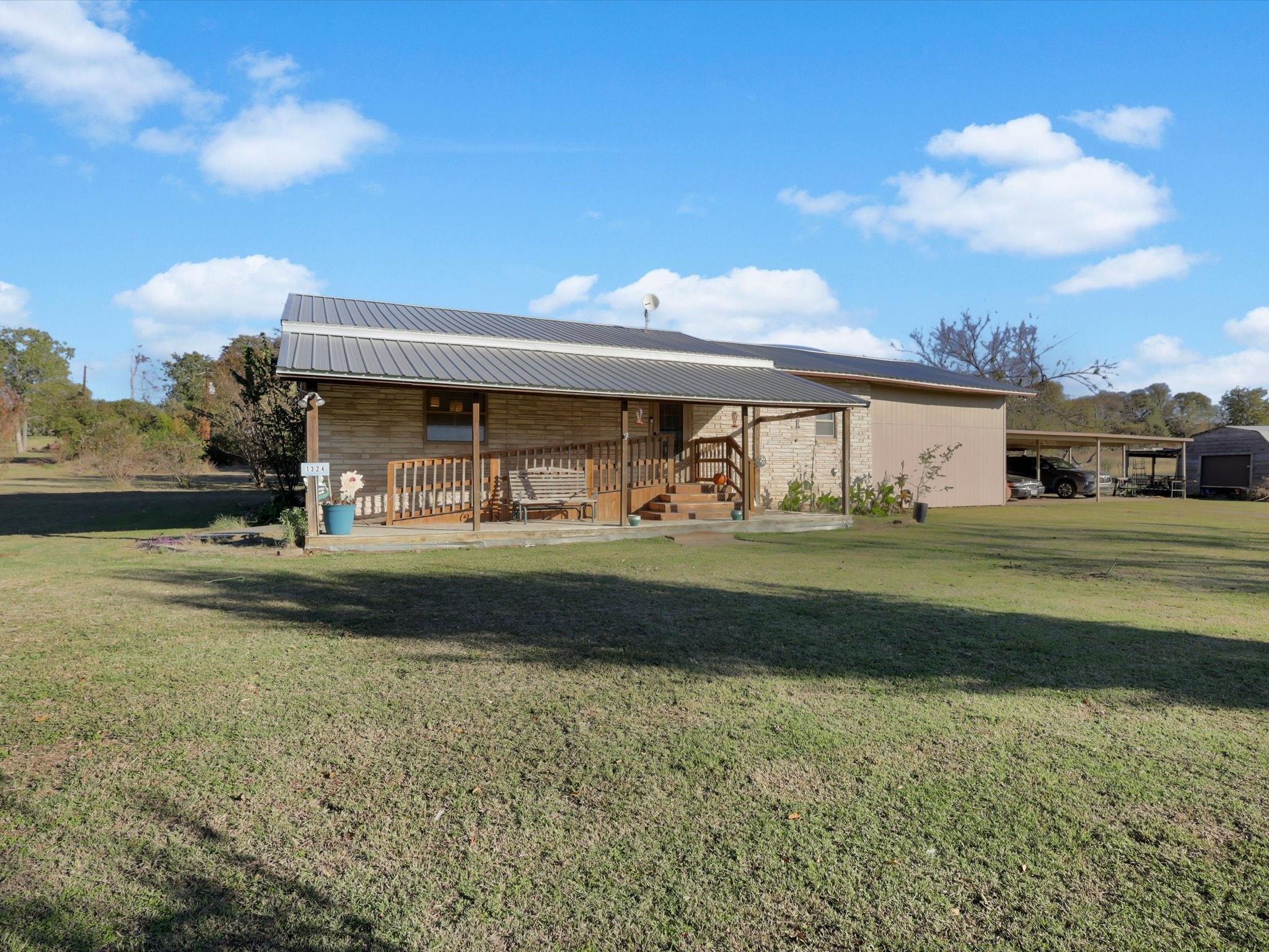 1324 County Road 805 Cleburne TX 76031