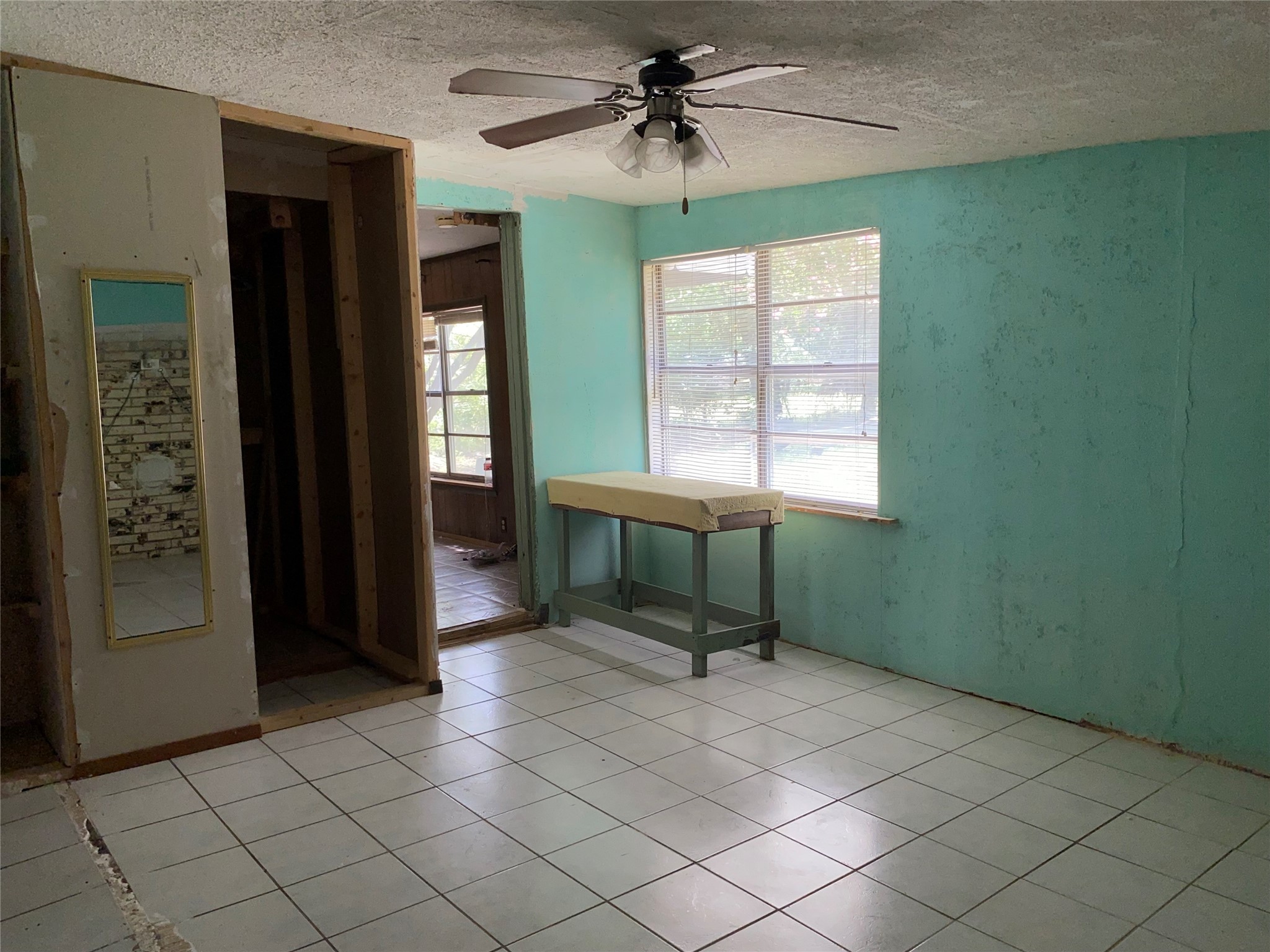 815/811/817 W 12th Street Bonham TX 75418