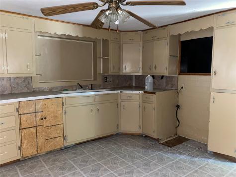 815/811/817 W 12th Street Bonham TX 75418