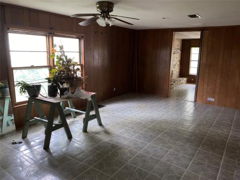 815/811/817 W 12th Street Bonham TX 75418