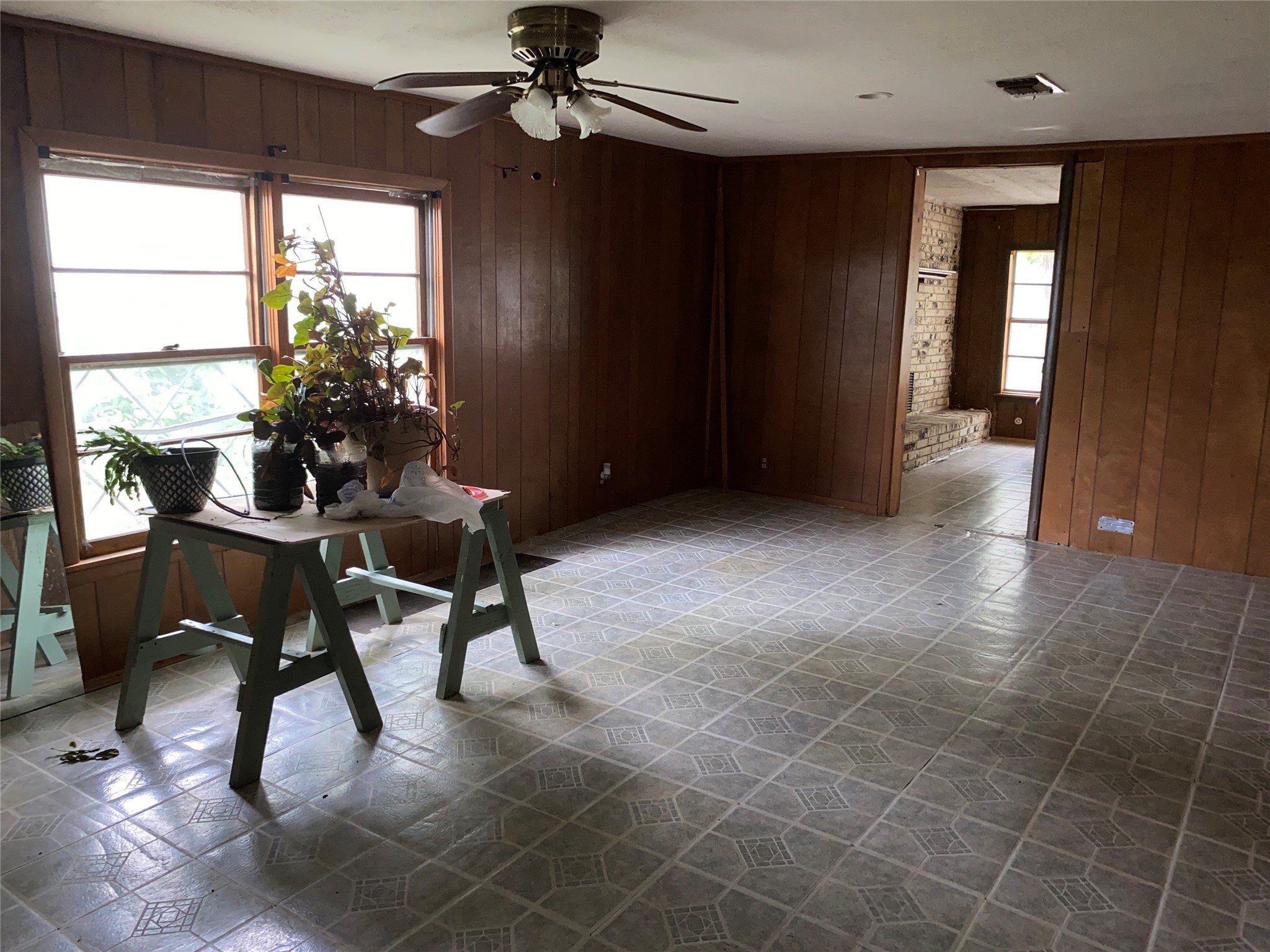 815/811/817 W 12th Street Bonham TX 75418