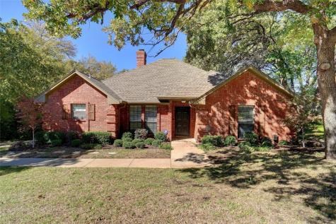 2301 Ravinia Drive Arlington TX 76012