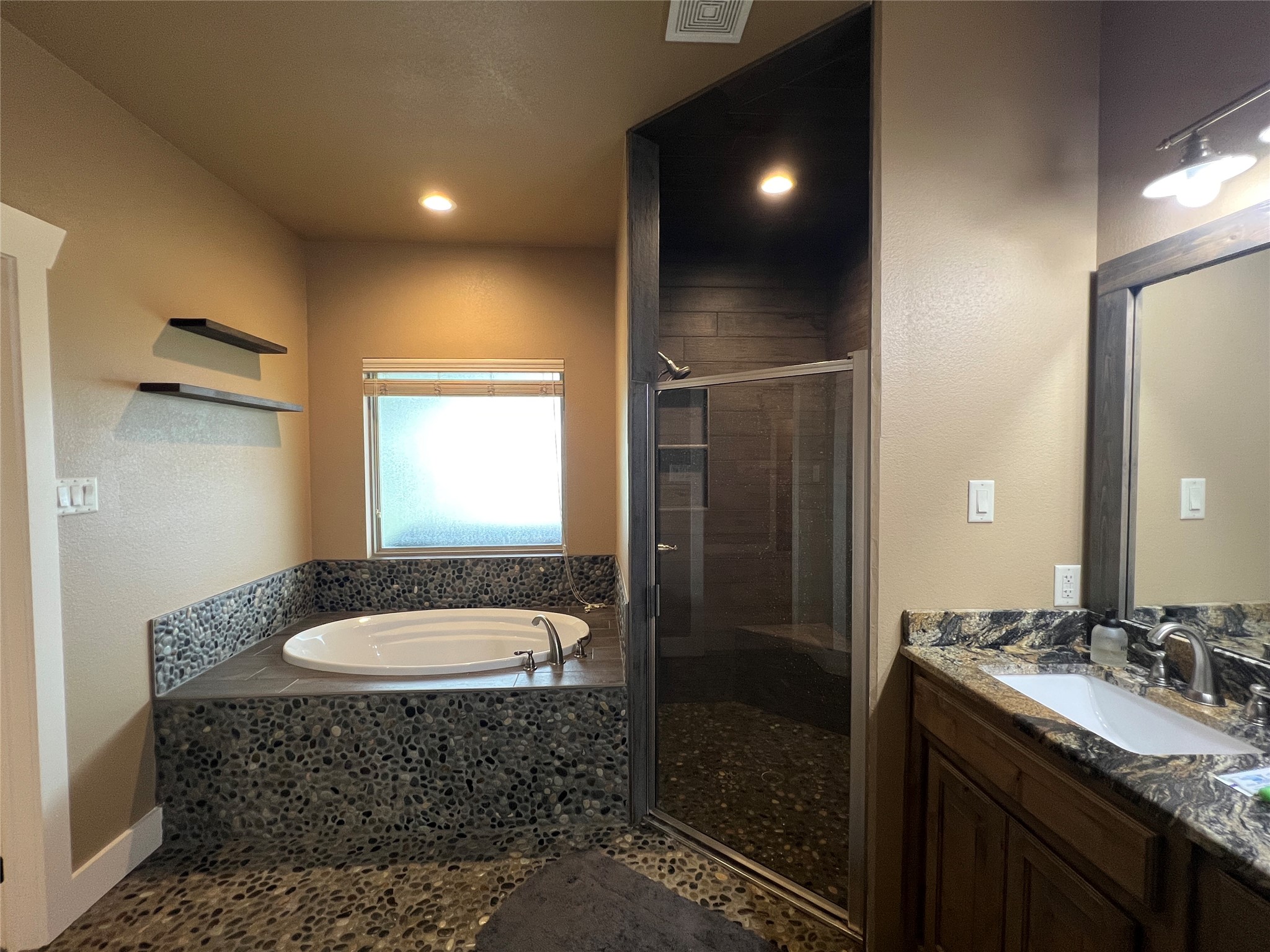 17777 Fm 920 Poolville TX 76487