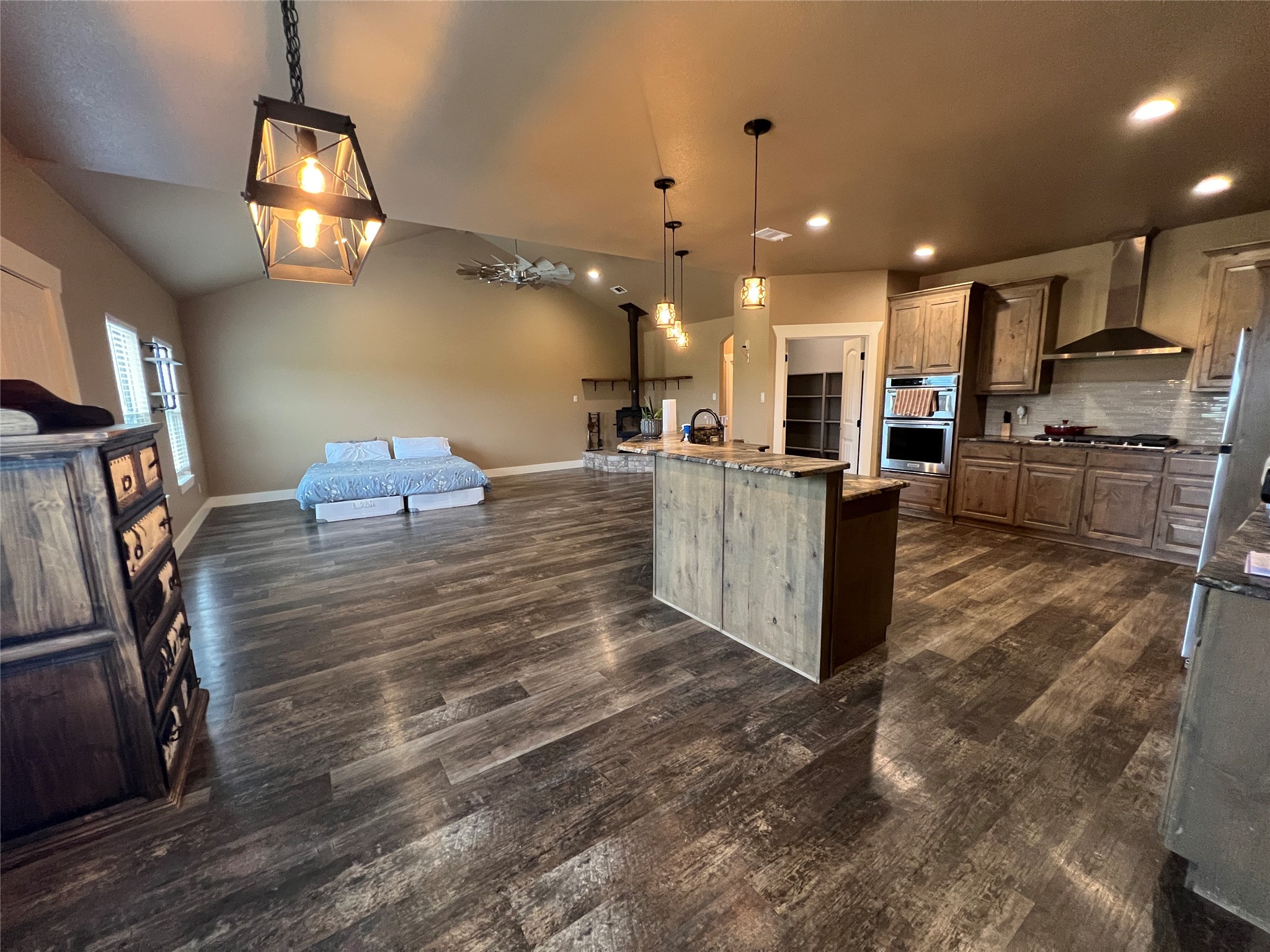17777 Fm 920 Poolville TX 76487