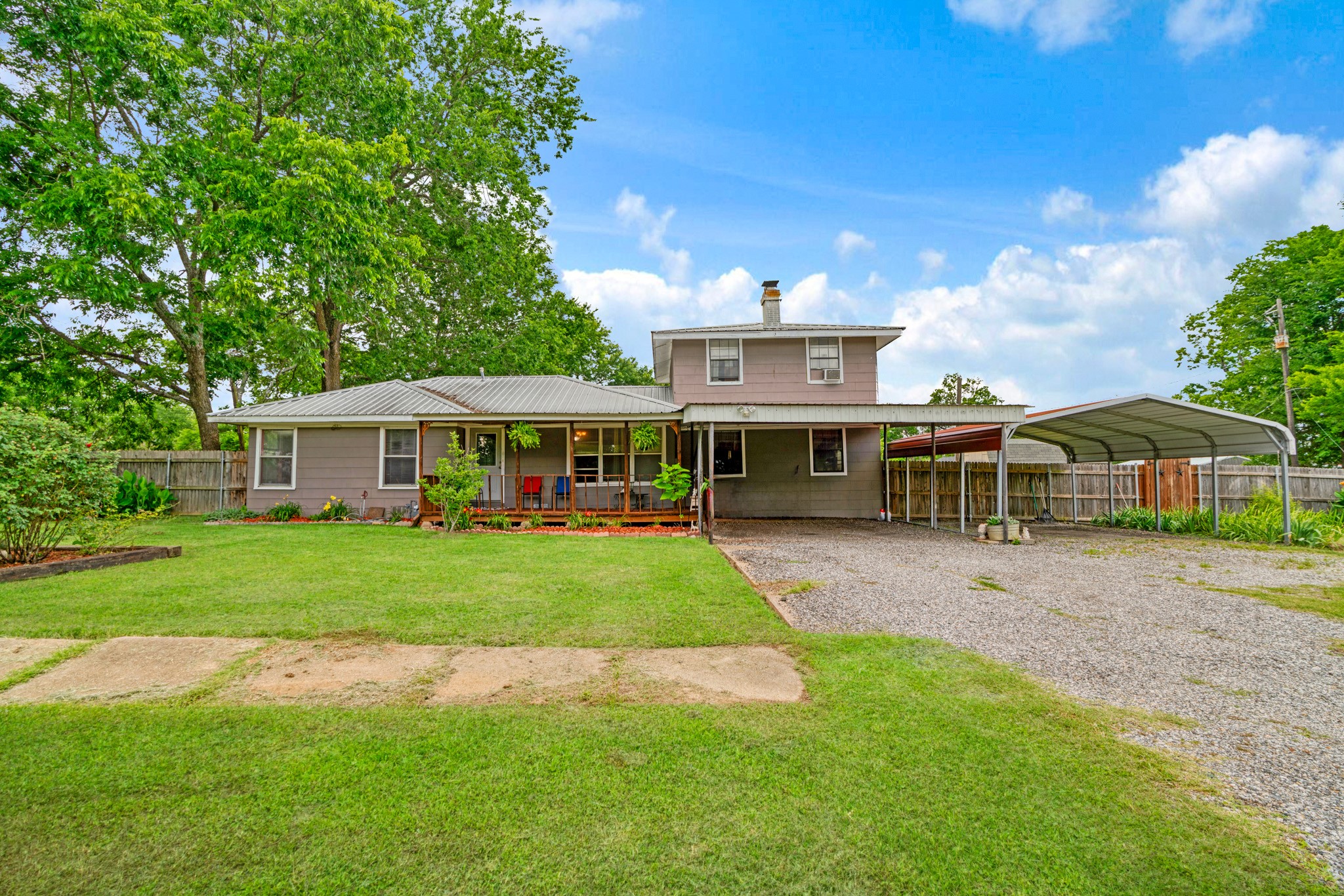330 Young Street Blossom TX 75416