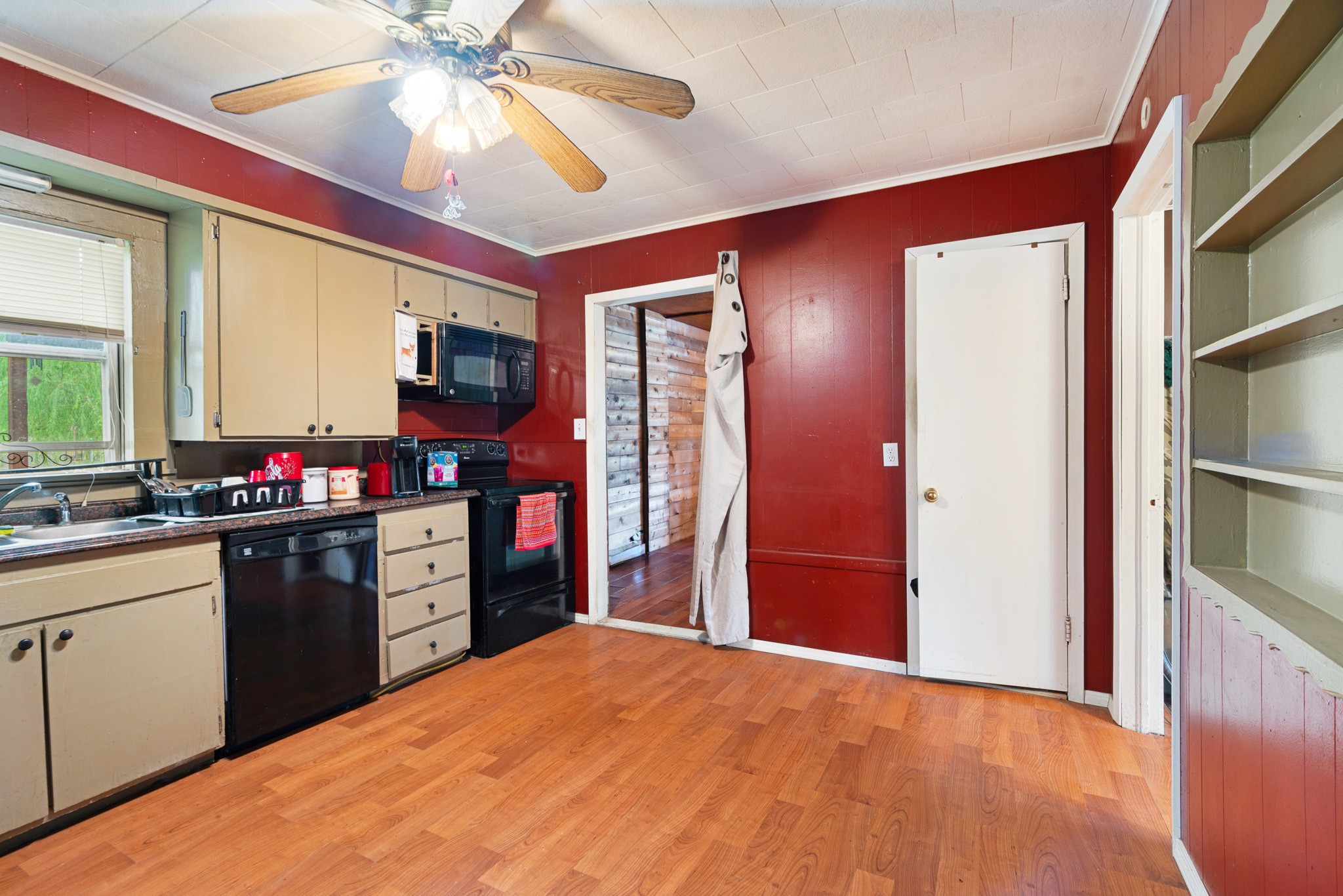 330 Young Street Blossom TX 75416
