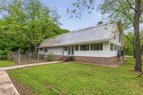 660 W County Road 549 Mullin TX 76864
