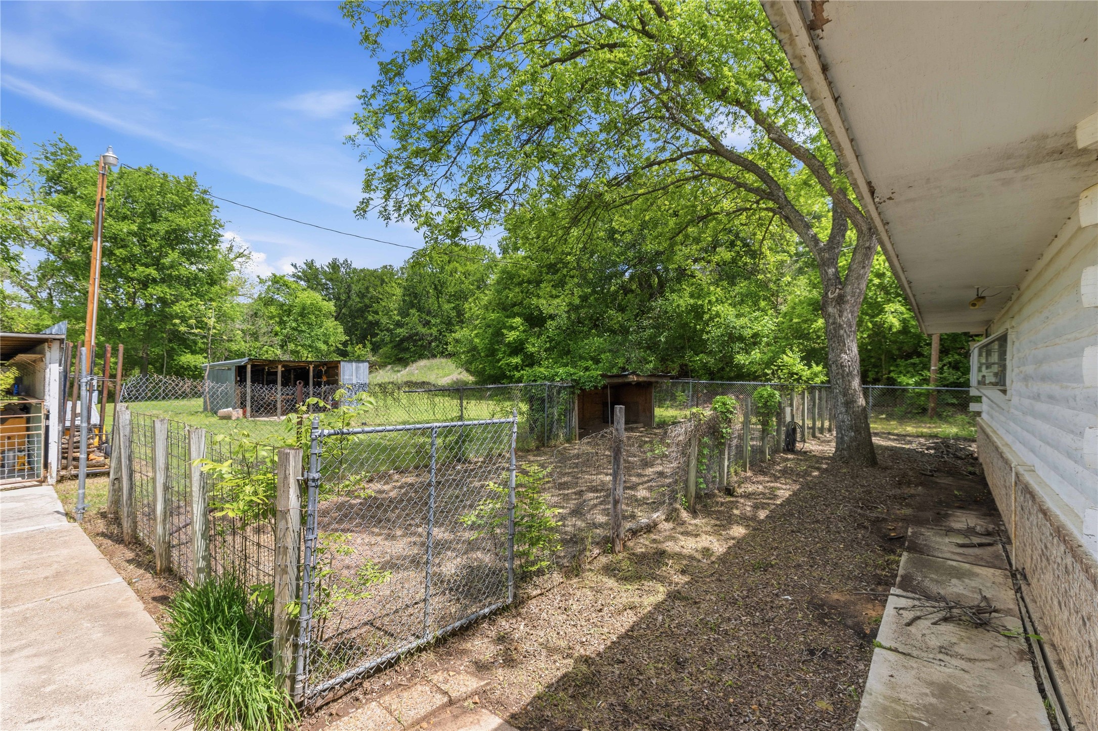 660 W County Road 549 Mullin TX 76864