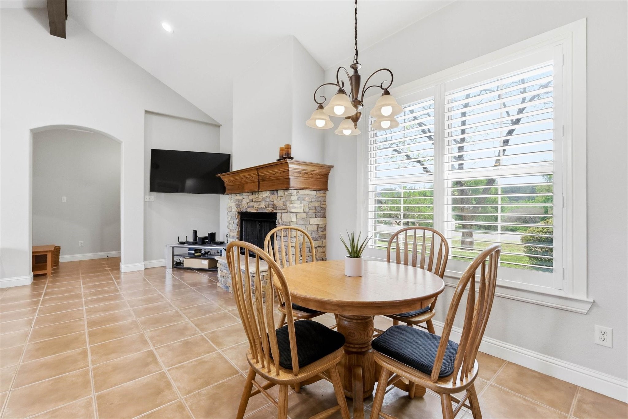 9601 Ravenswood Road Granbury TX 76049