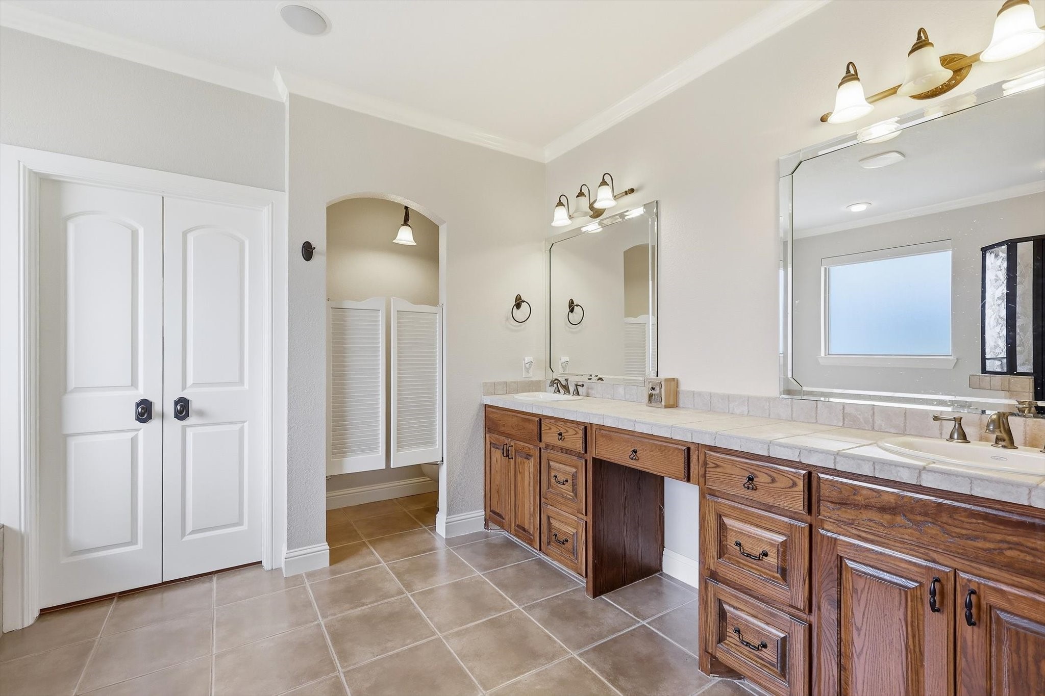 9601 Ravenswood Road Granbury TX 76049
