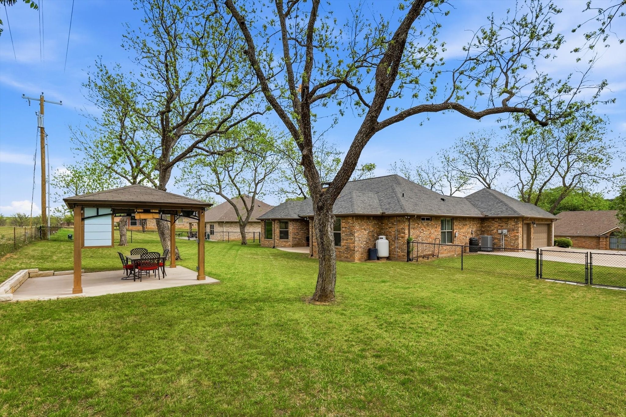 9601 Ravenswood Road Granbury TX 76049