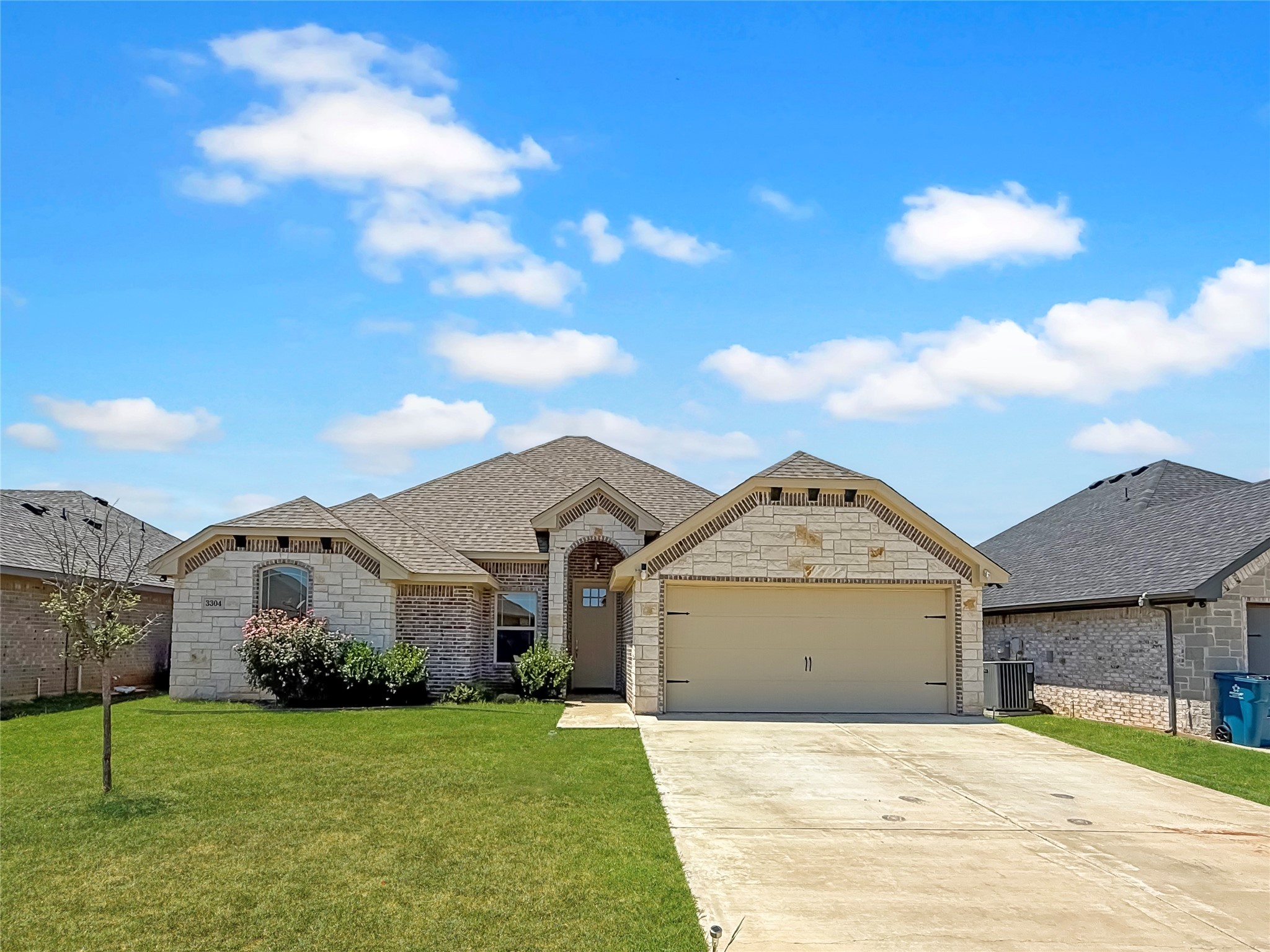 3304 White Horse Drive Granbury TX 76049
