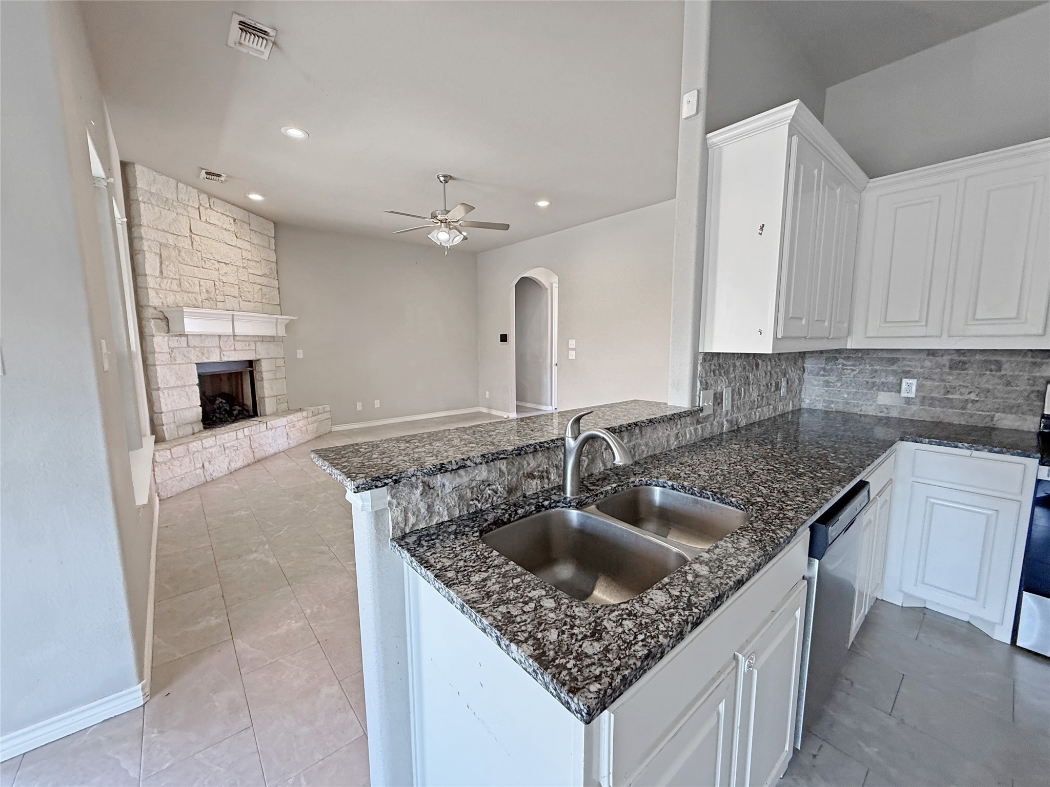 3304 White Horse Drive Granbury TX 76049