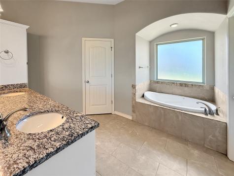 3304 White Horse Drive Granbury TX 76049