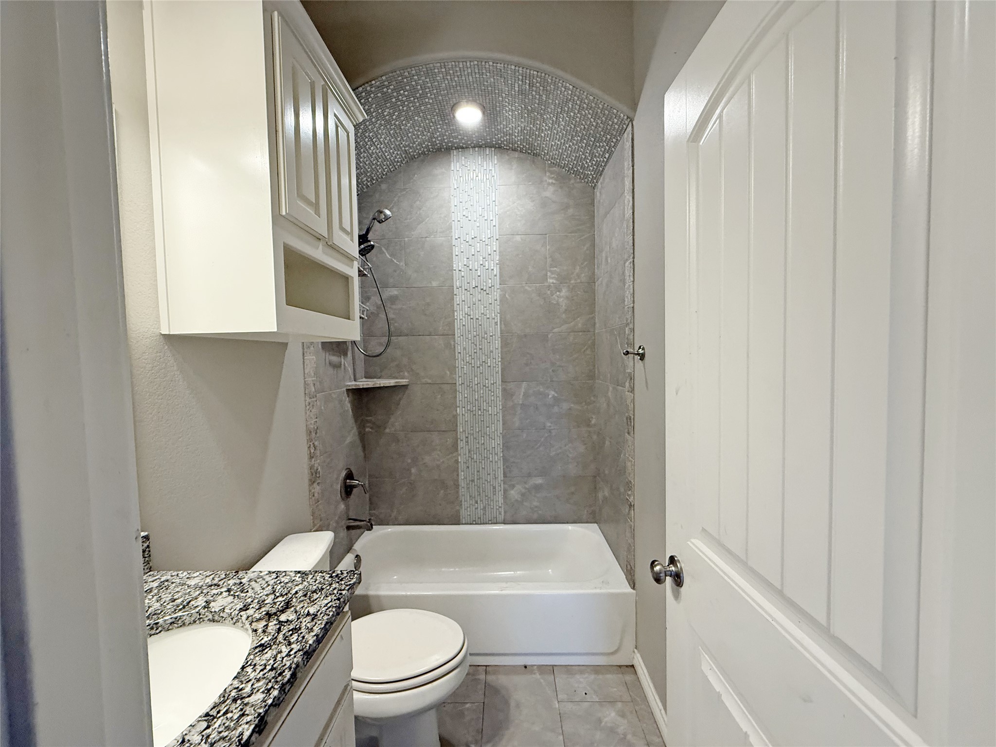 3304 White Horse Drive Granbury TX 76049