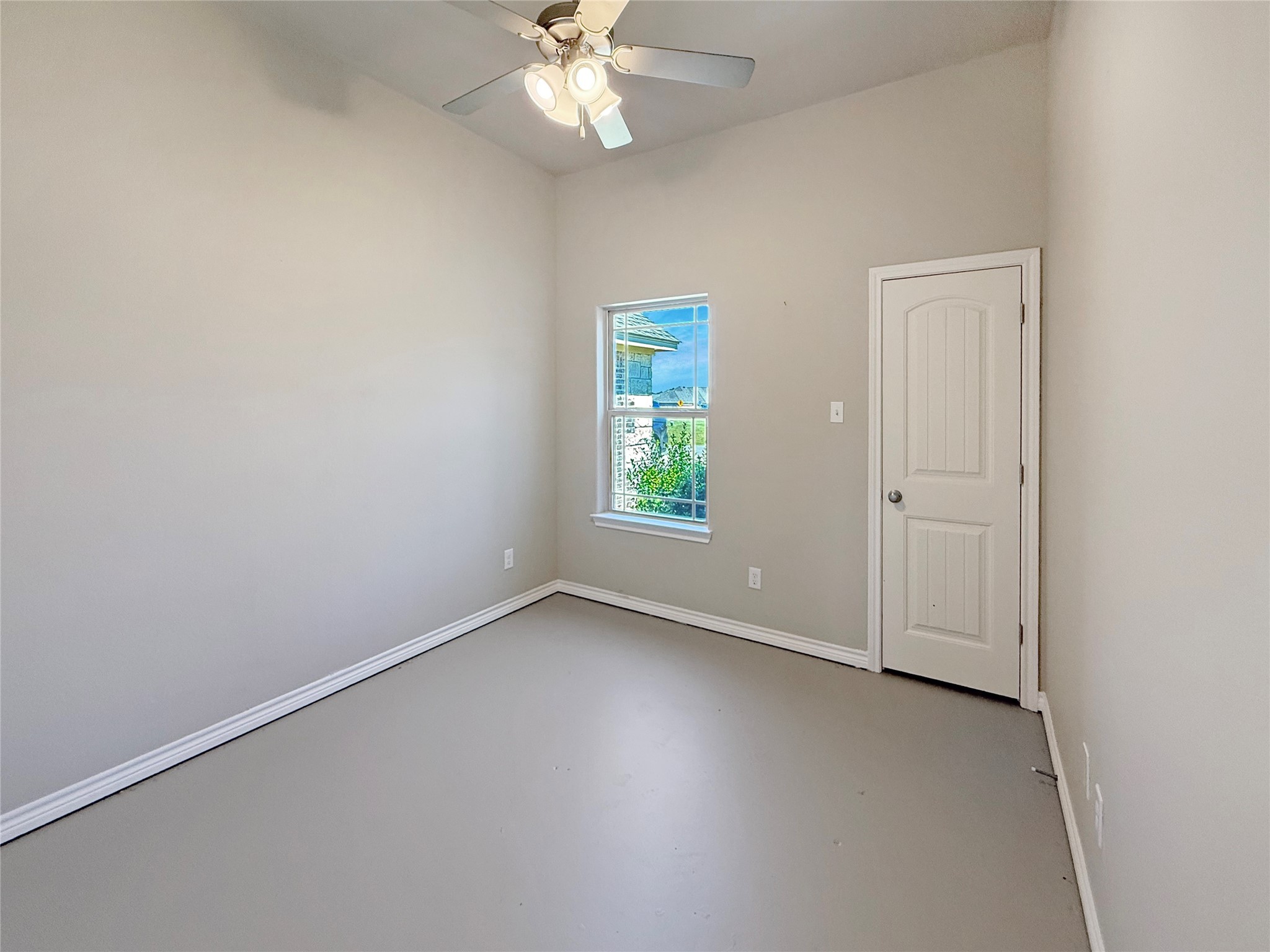 3304 White Horse Drive Granbury TX 76049