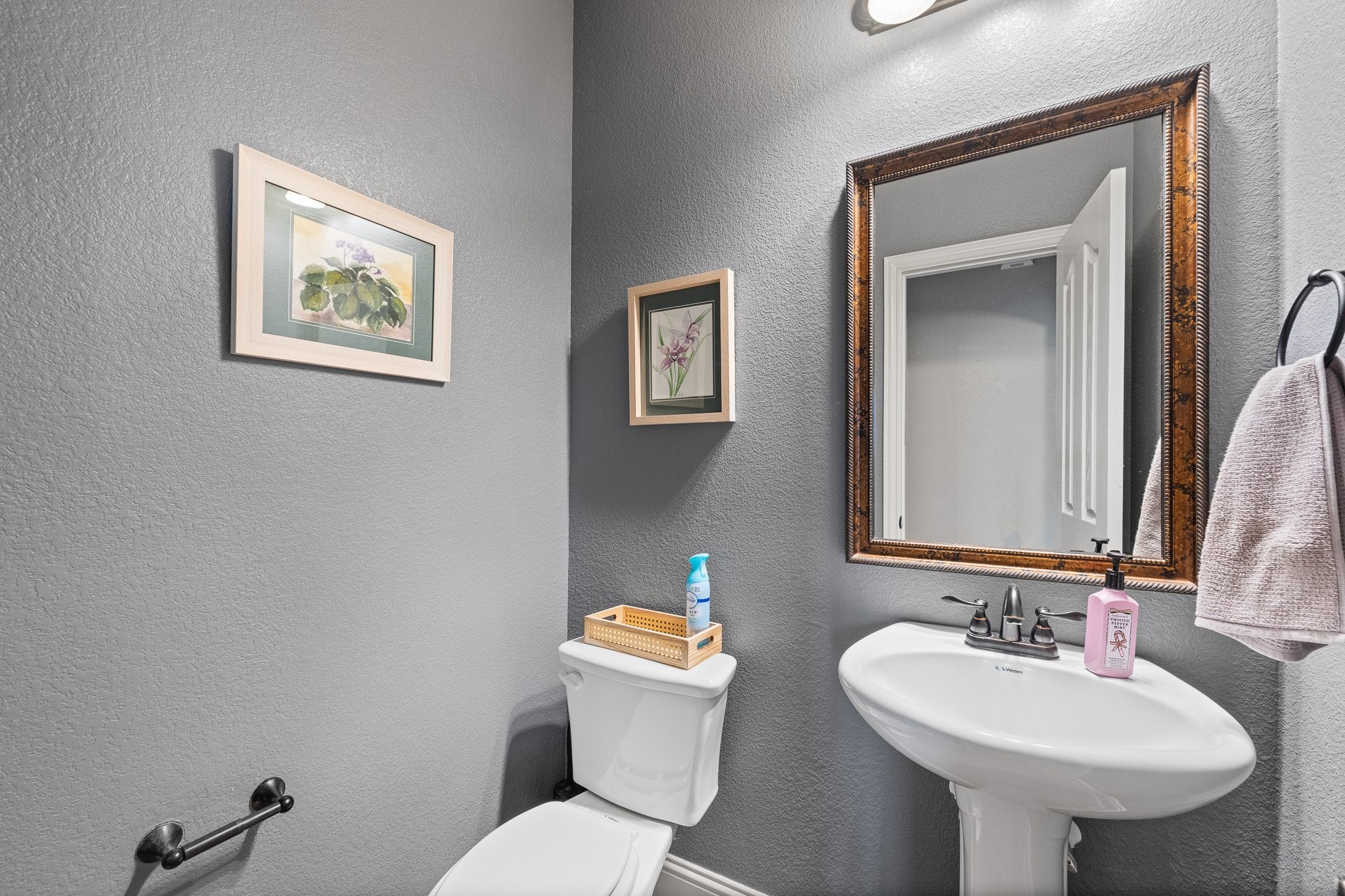 714 Green Leaf Drive Midlothian TX 76065