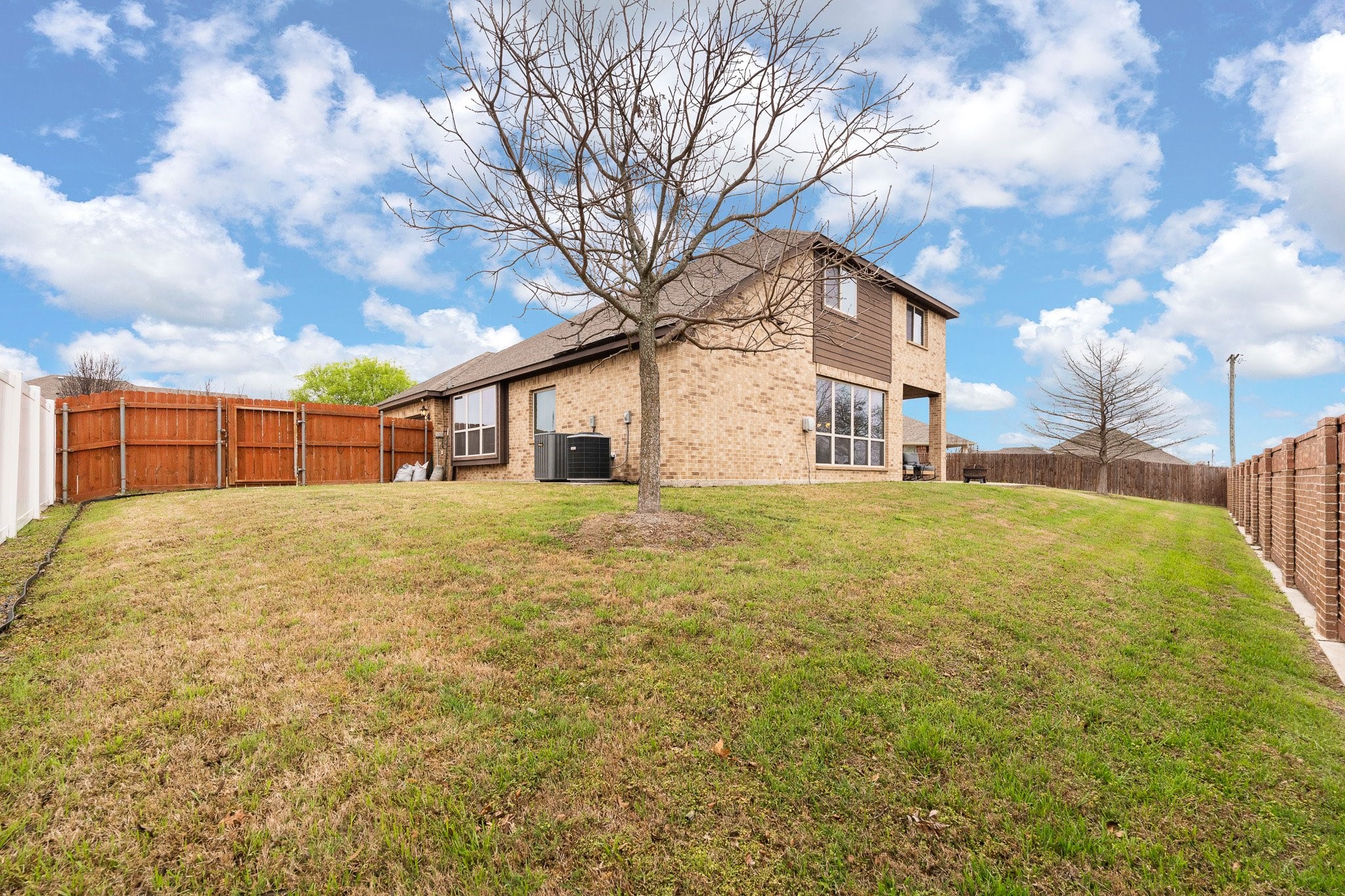 714 Green Leaf Drive Midlothian TX 76065
