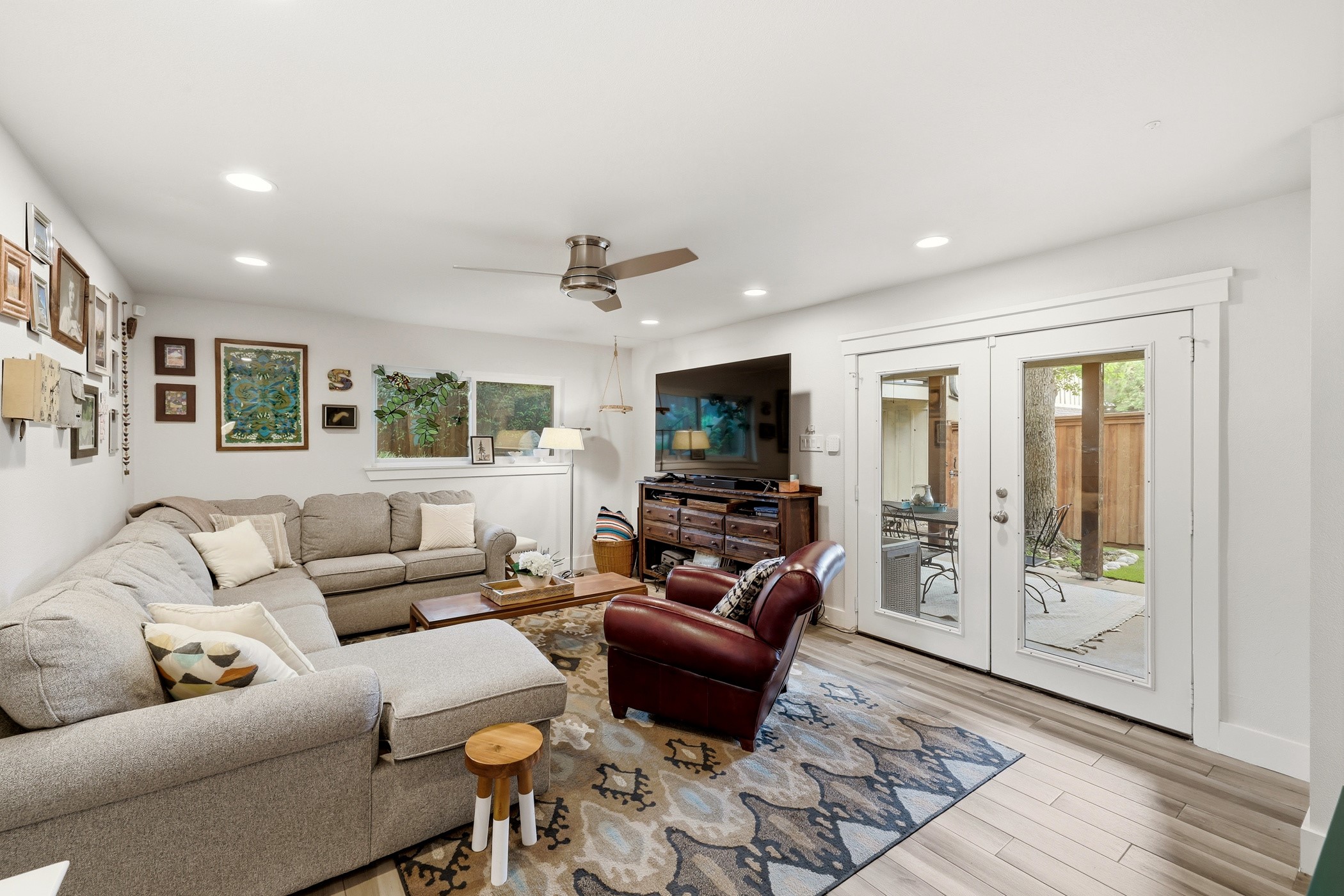 10118 Medlock Drive Dallas TX 75218
