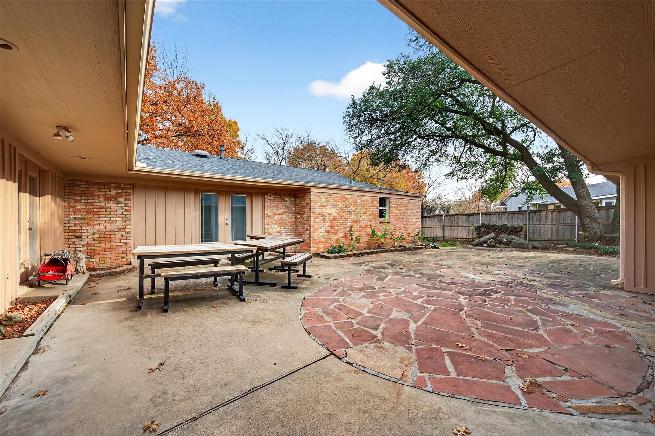 1015 Western Hills Drive Sherman TX 75092