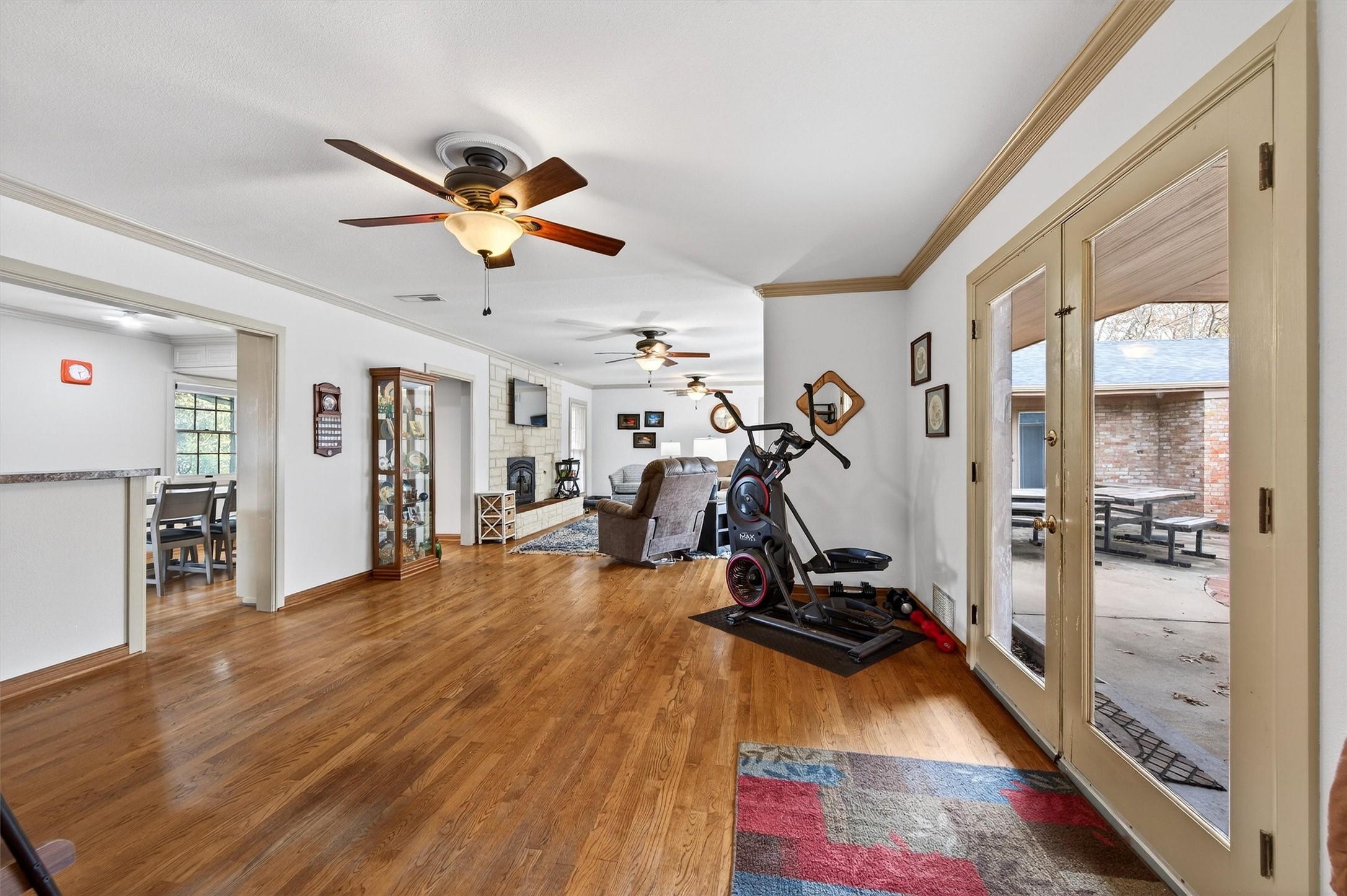 1015 Western Hills Drive Sherman TX 75092
