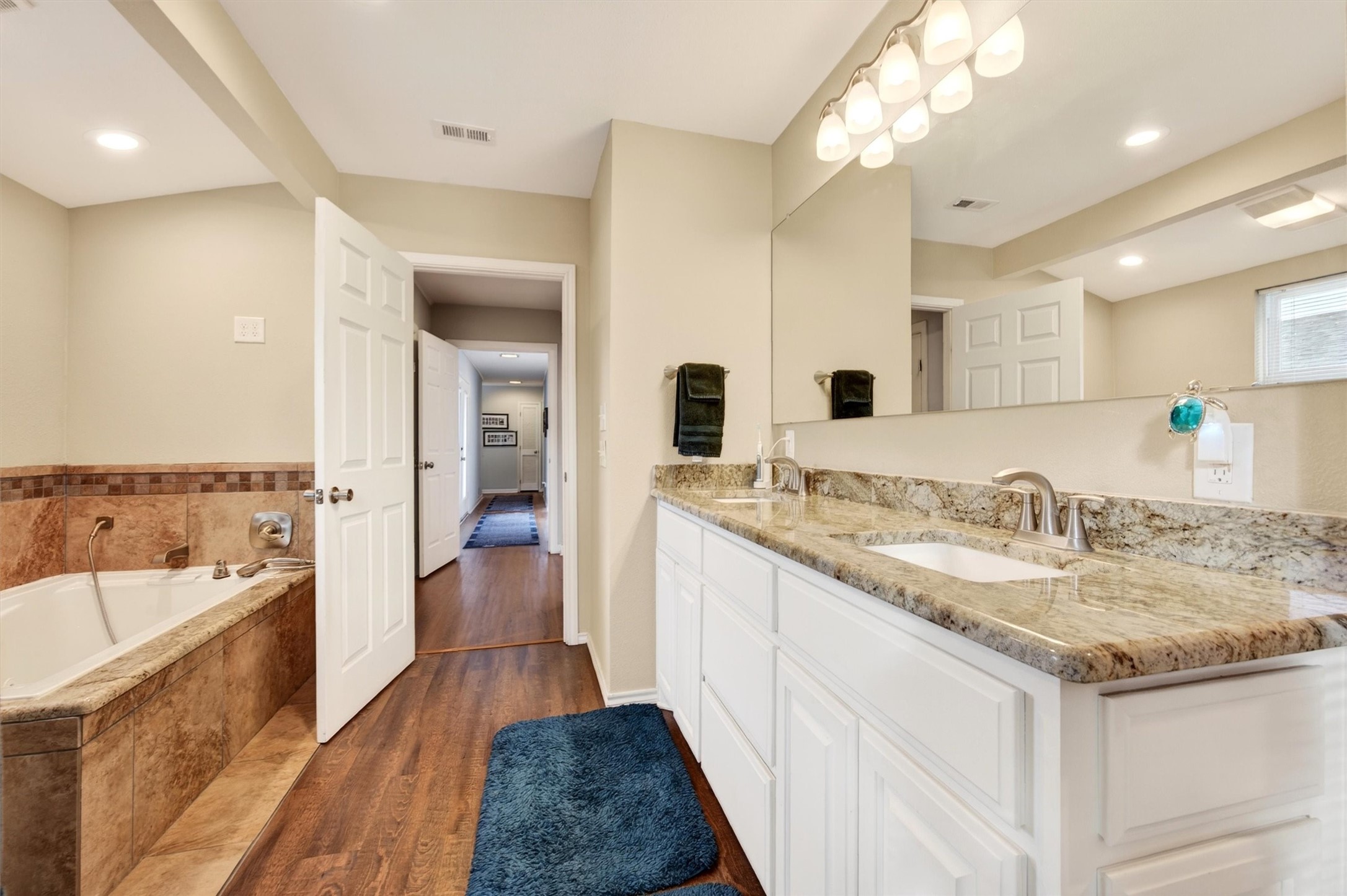 1015 Western Hills Drive Sherman TX 75092