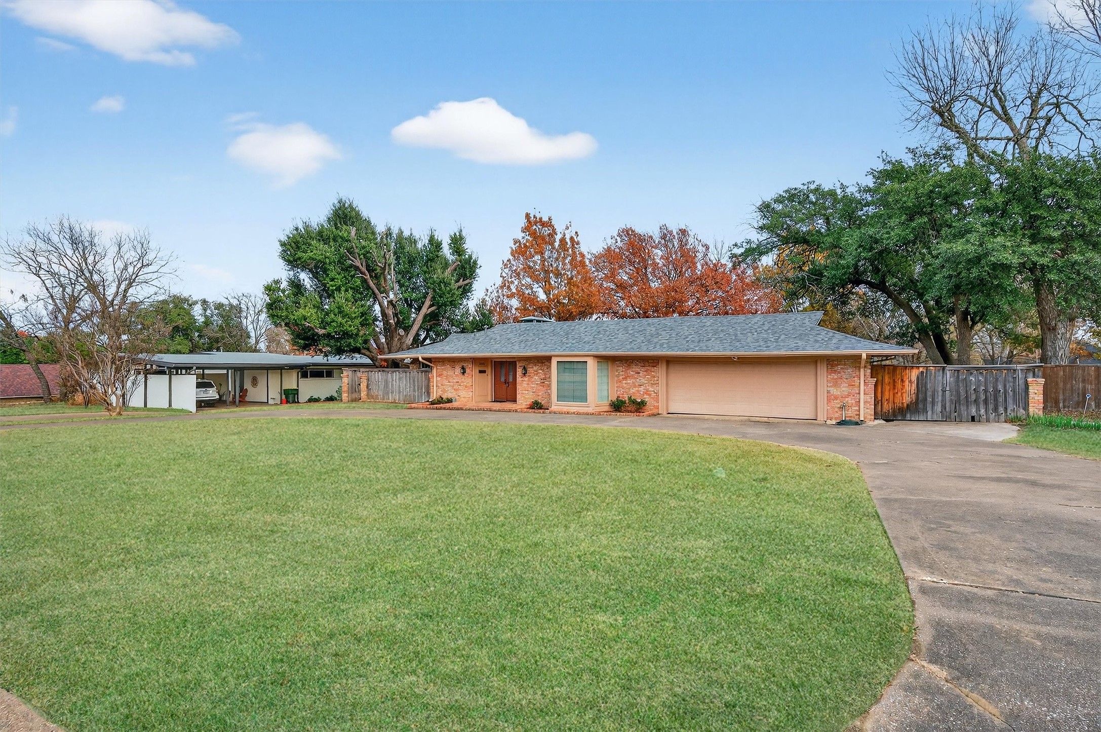 1015 Western Hills Drive Sherman TX 75092