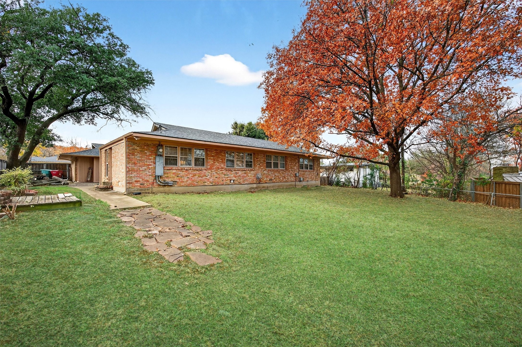 1015 Western Hills Drive Sherman TX 75092