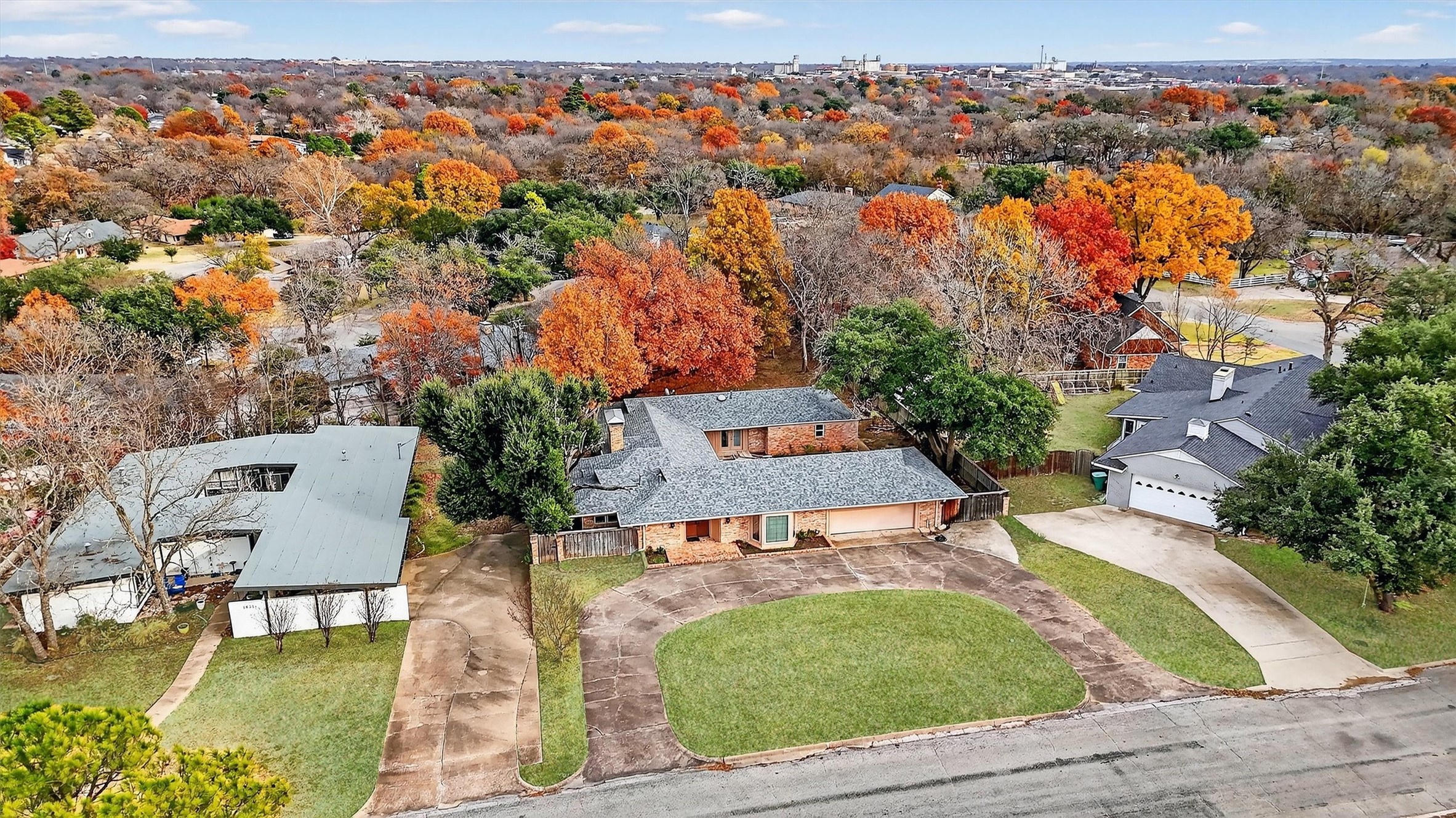 1015 Western Hills Drive Sherman TX 75092