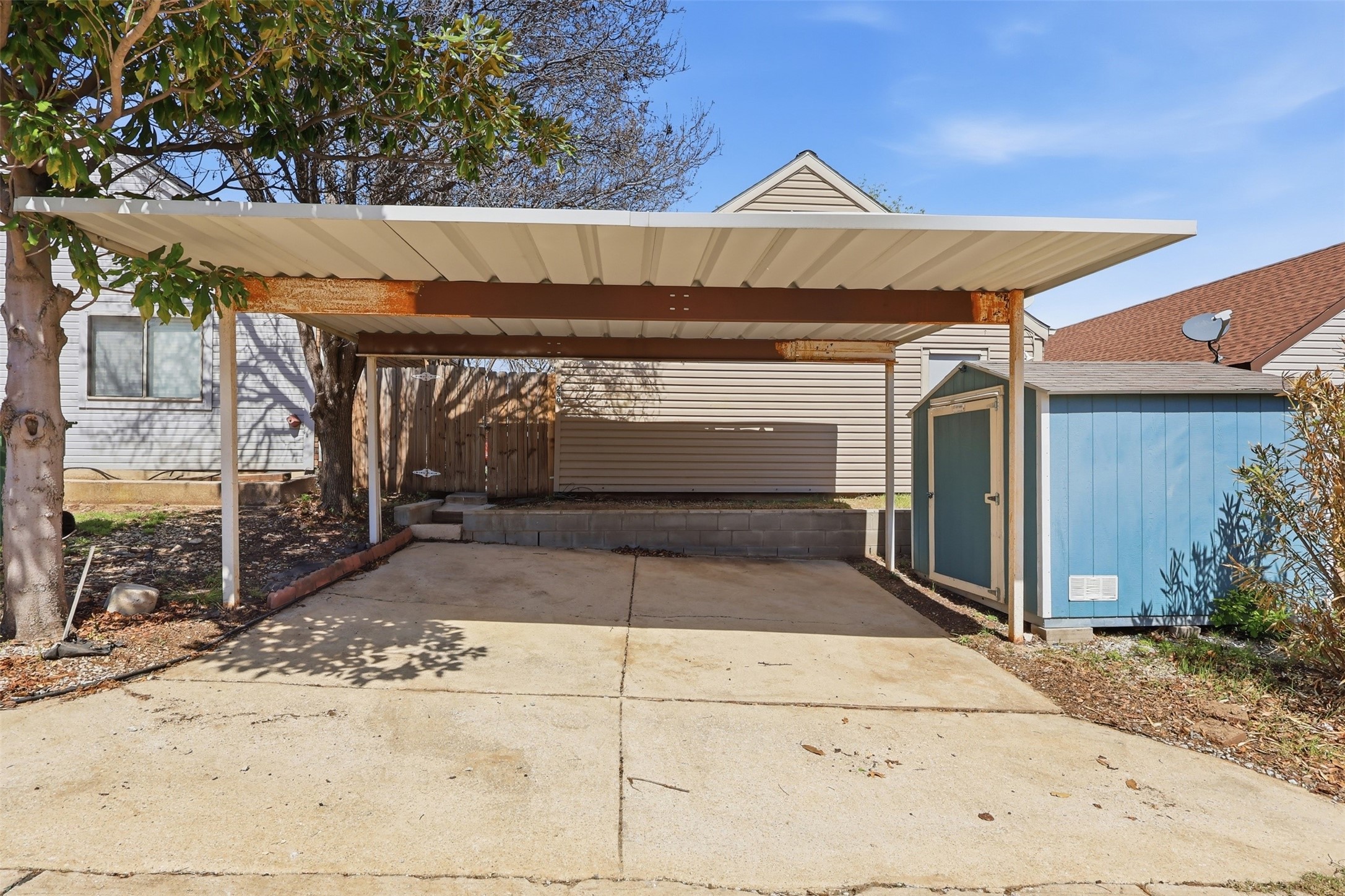 230 Teakwood Lane Lewisville TX 75067