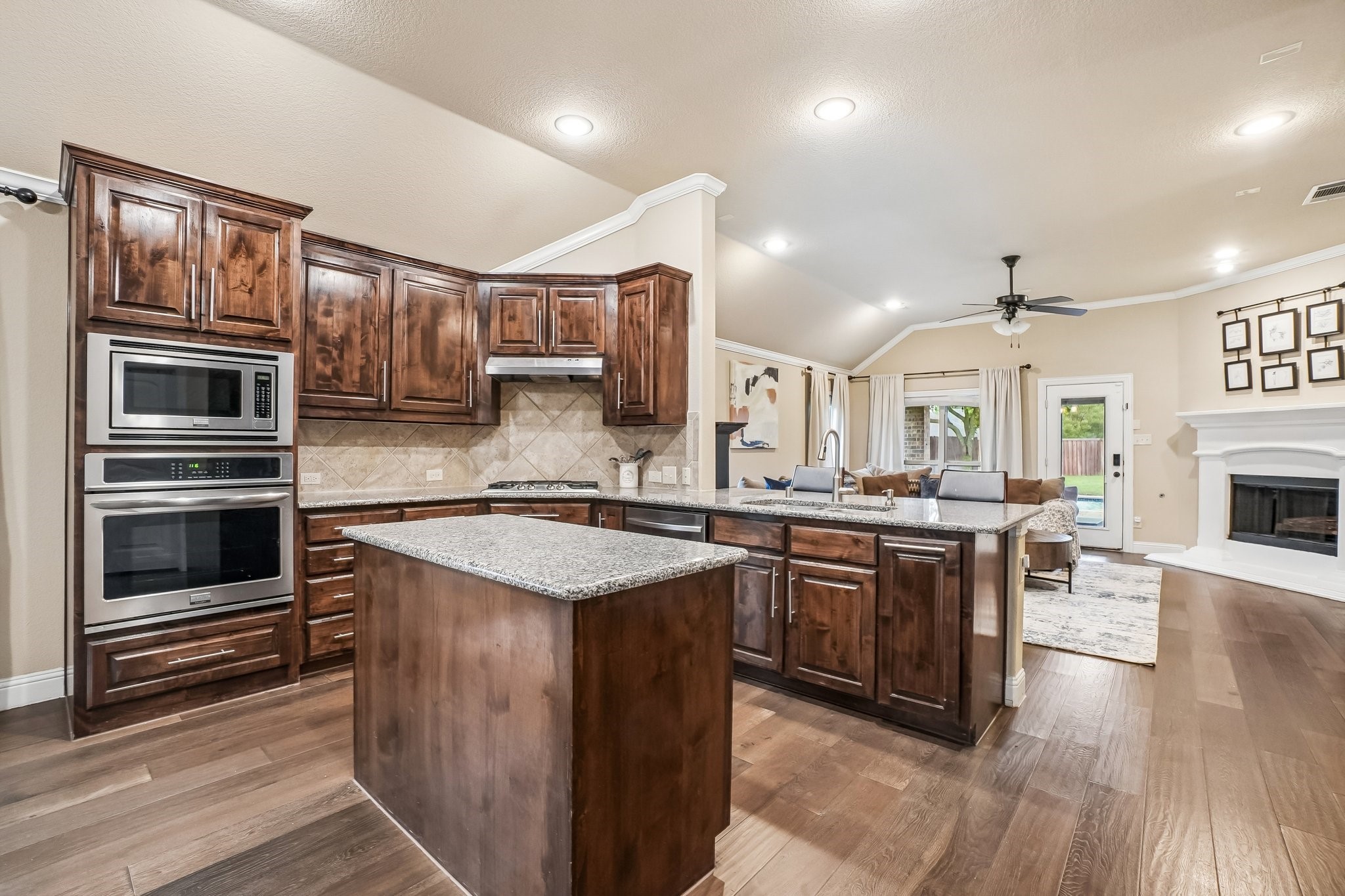 820 Wimberly Circle Mckinney TX 75072