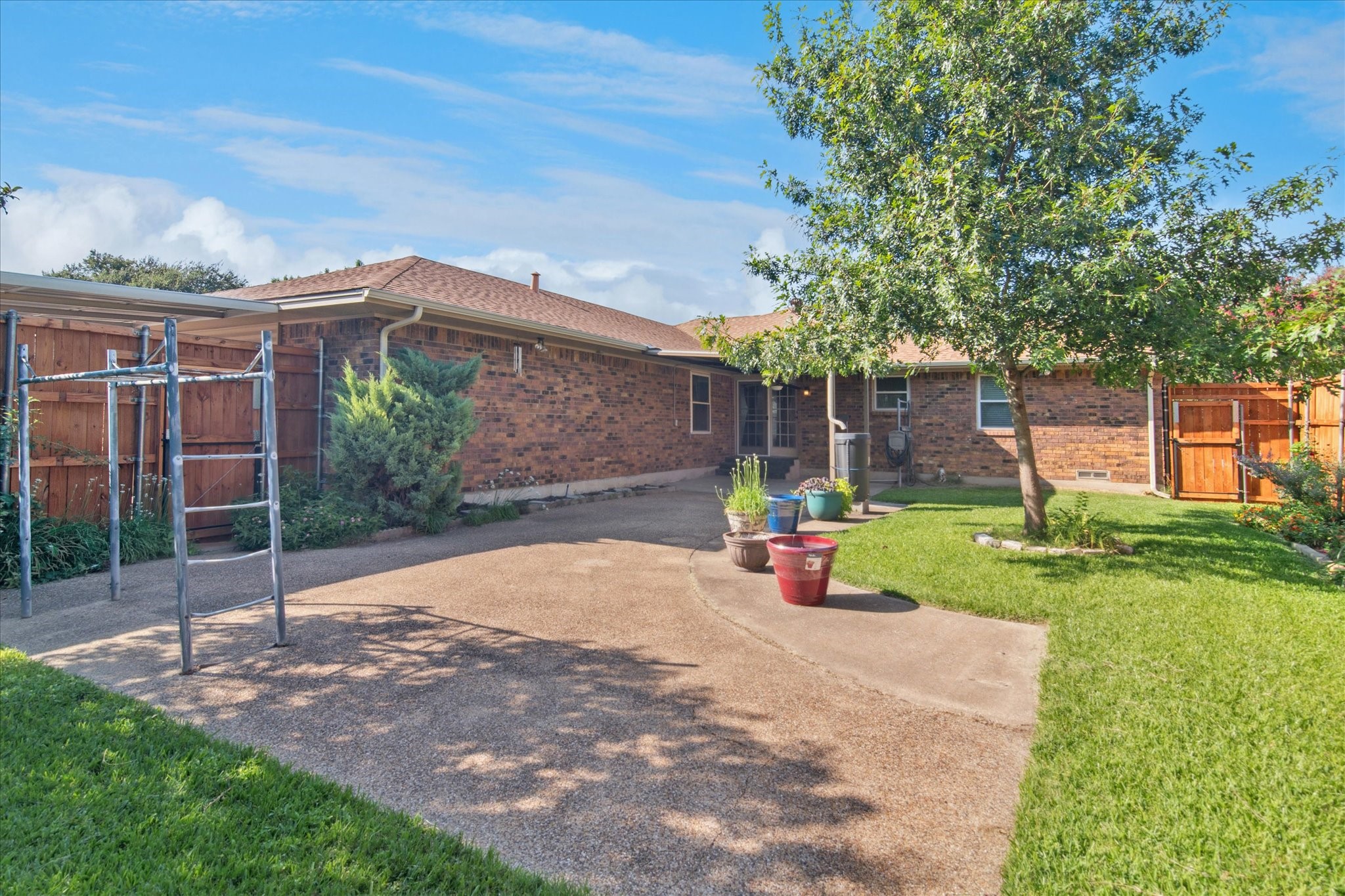 1418 Lexington Drive Garland TX 75041