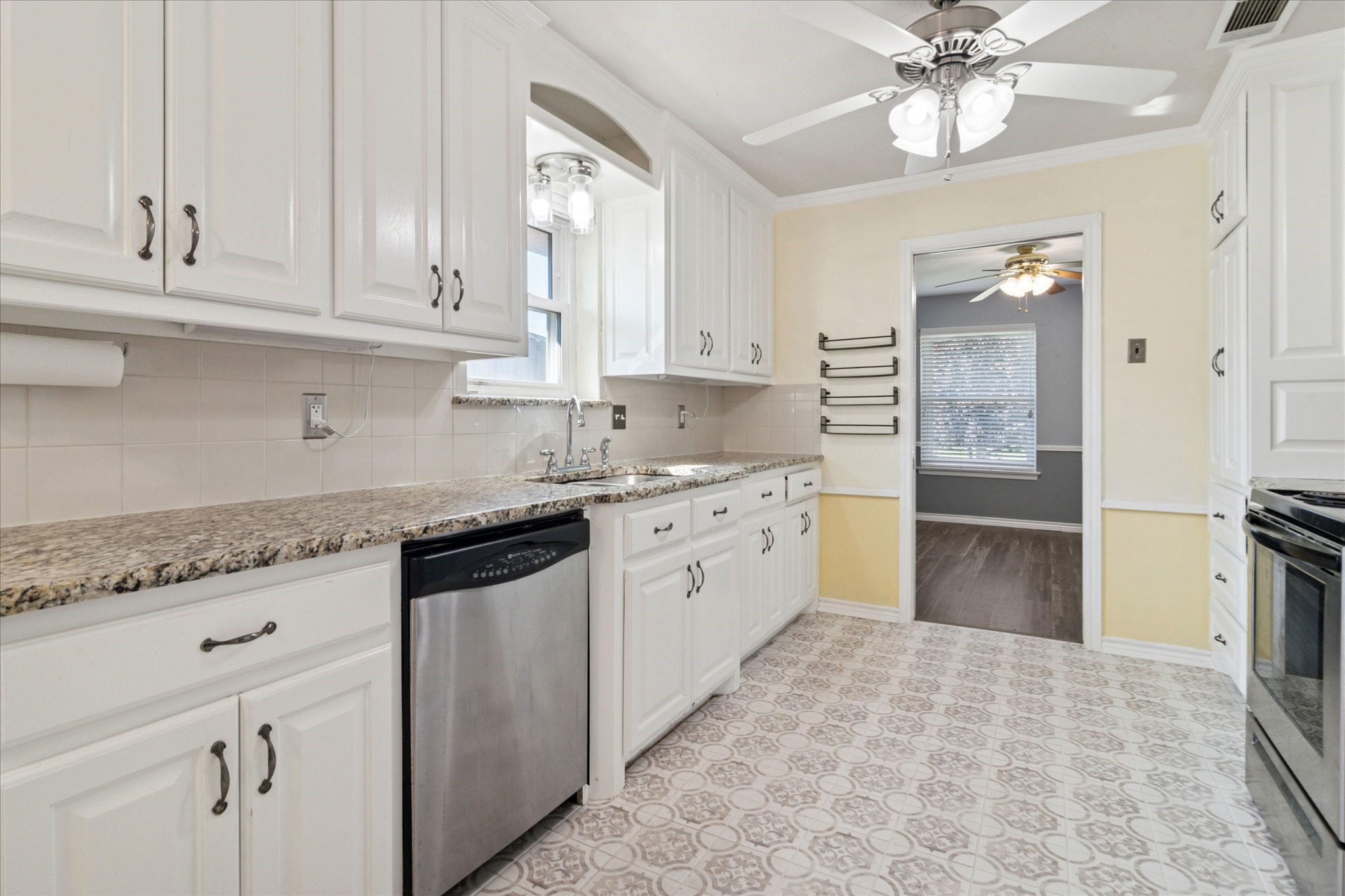 1418 Lexington Drive Garland TX 75041