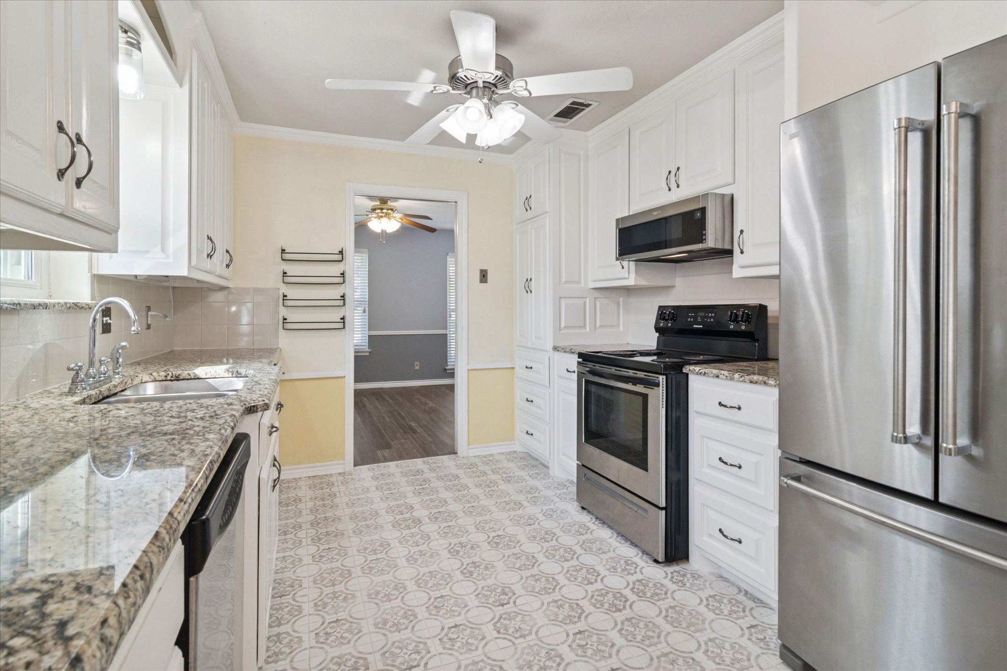 1418 Lexington Drive Garland TX 75041