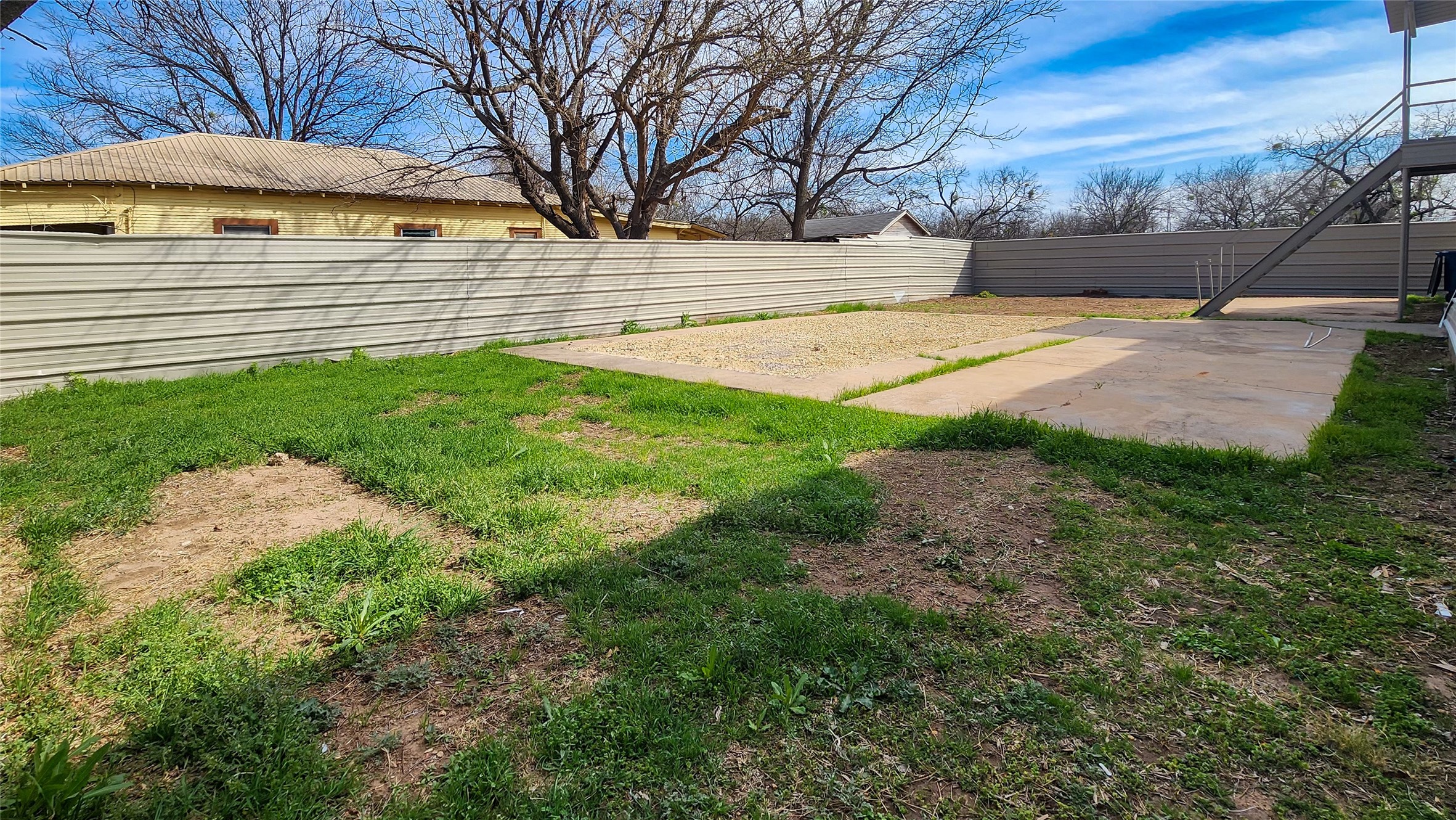 401 E Pierce Street Winters TX 79567