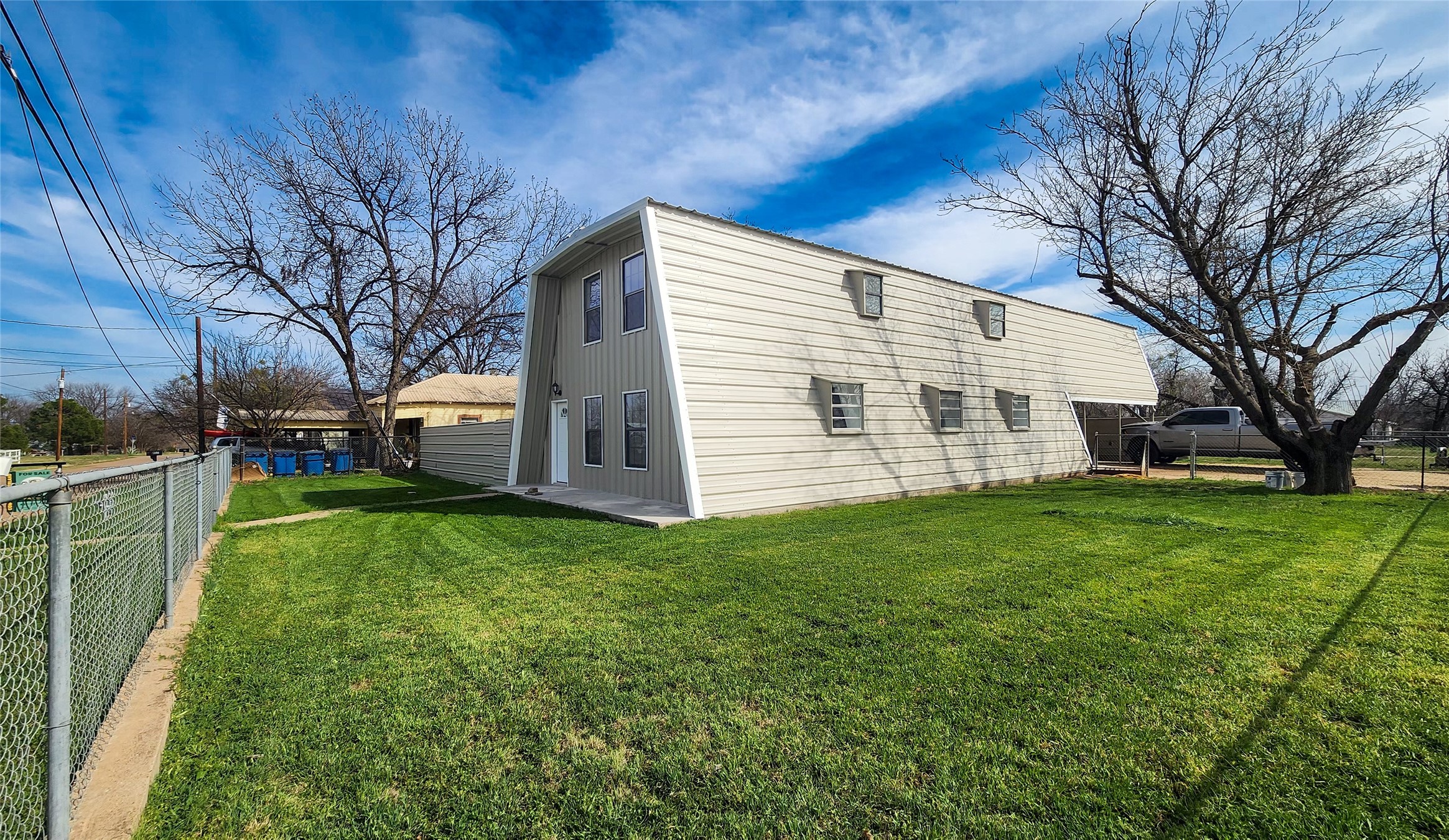 401 E Pierce Street Winters TX 79567