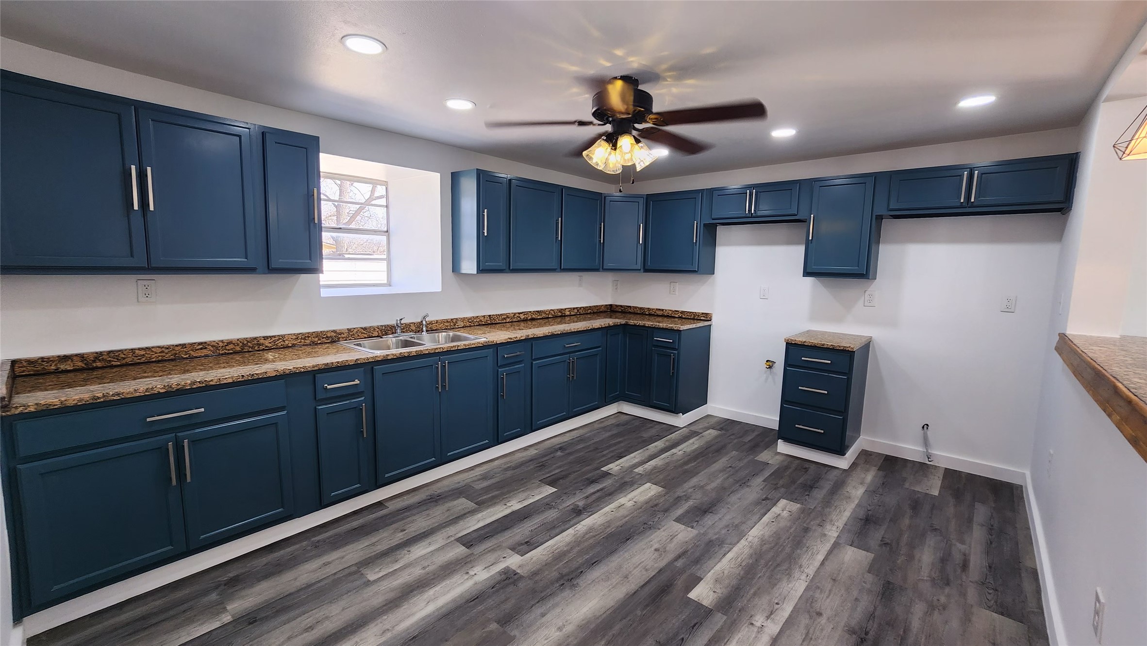 401 E Pierce Street Winters TX 79567