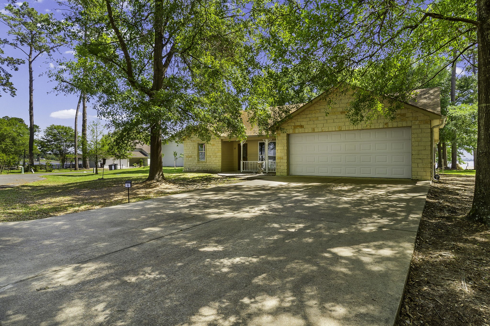 86 Huntington Trinity TX 75862