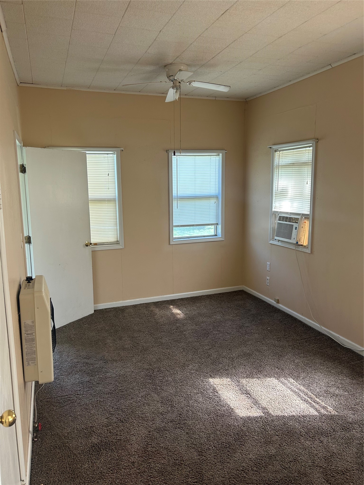 300 Harrison Avenue Newcastle TX 76372