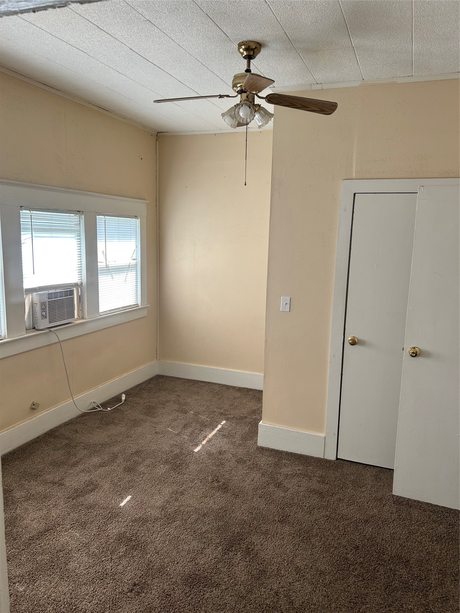 300 Harrison Avenue Newcastle TX 76372