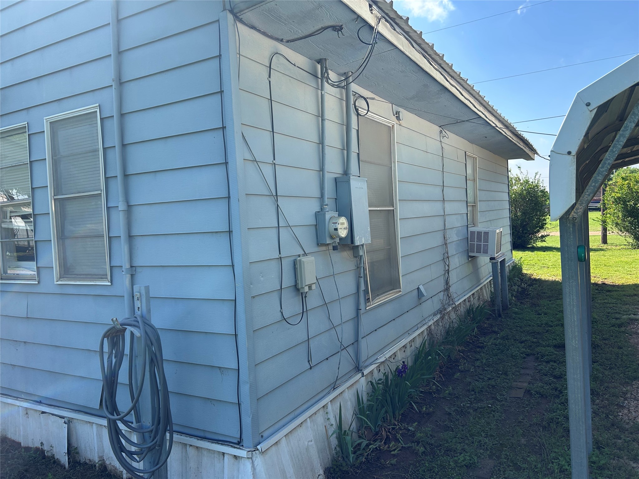 300 Harrison Avenue Newcastle TX 76372