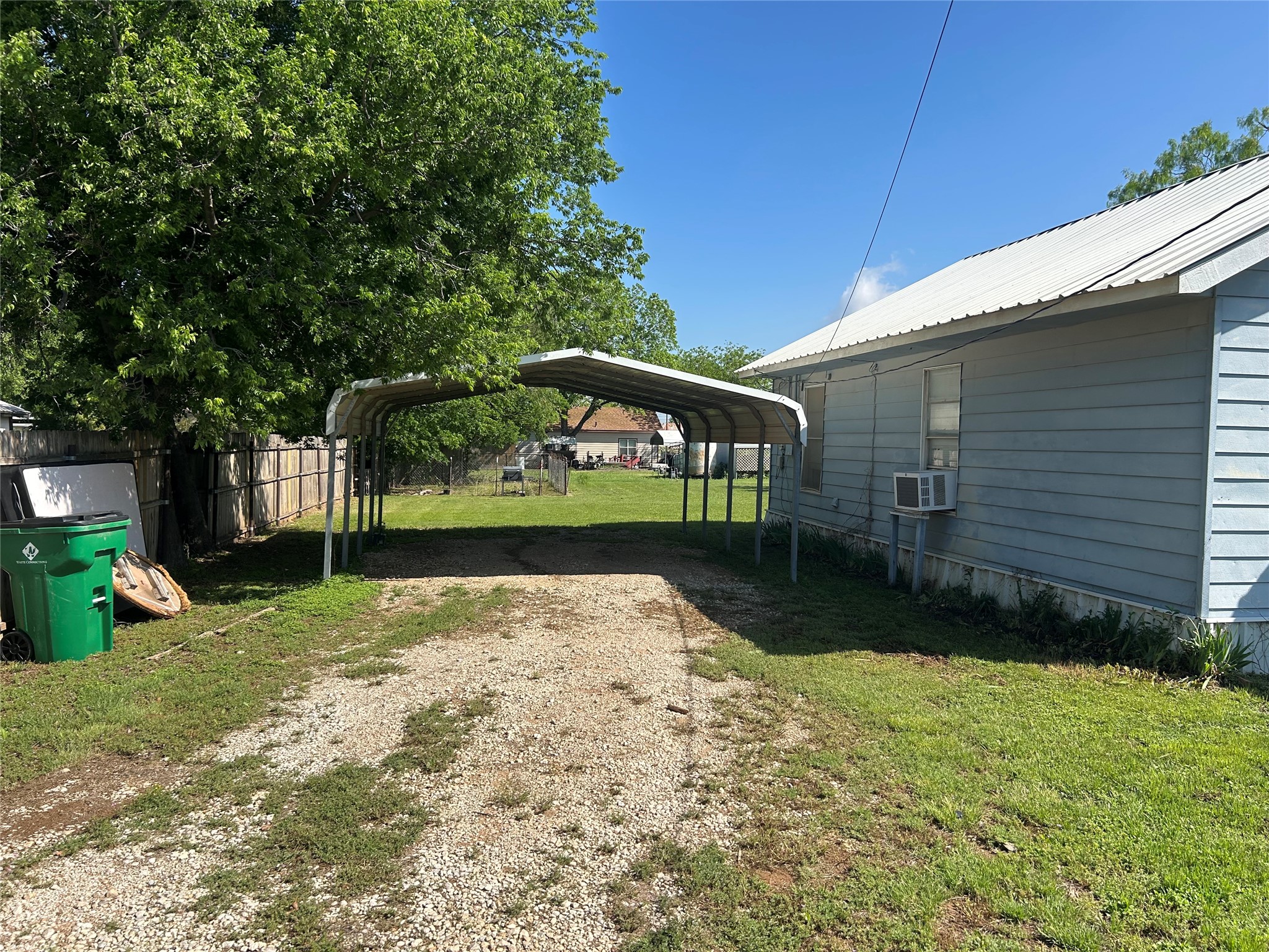 300 Harrison Avenue Newcastle TX 76372