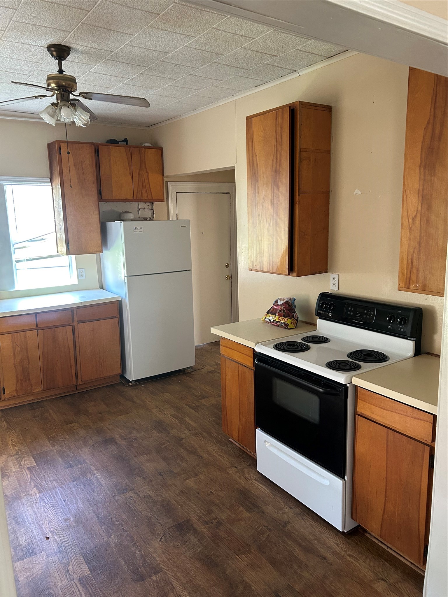 300 Harrison Avenue Newcastle TX 76372