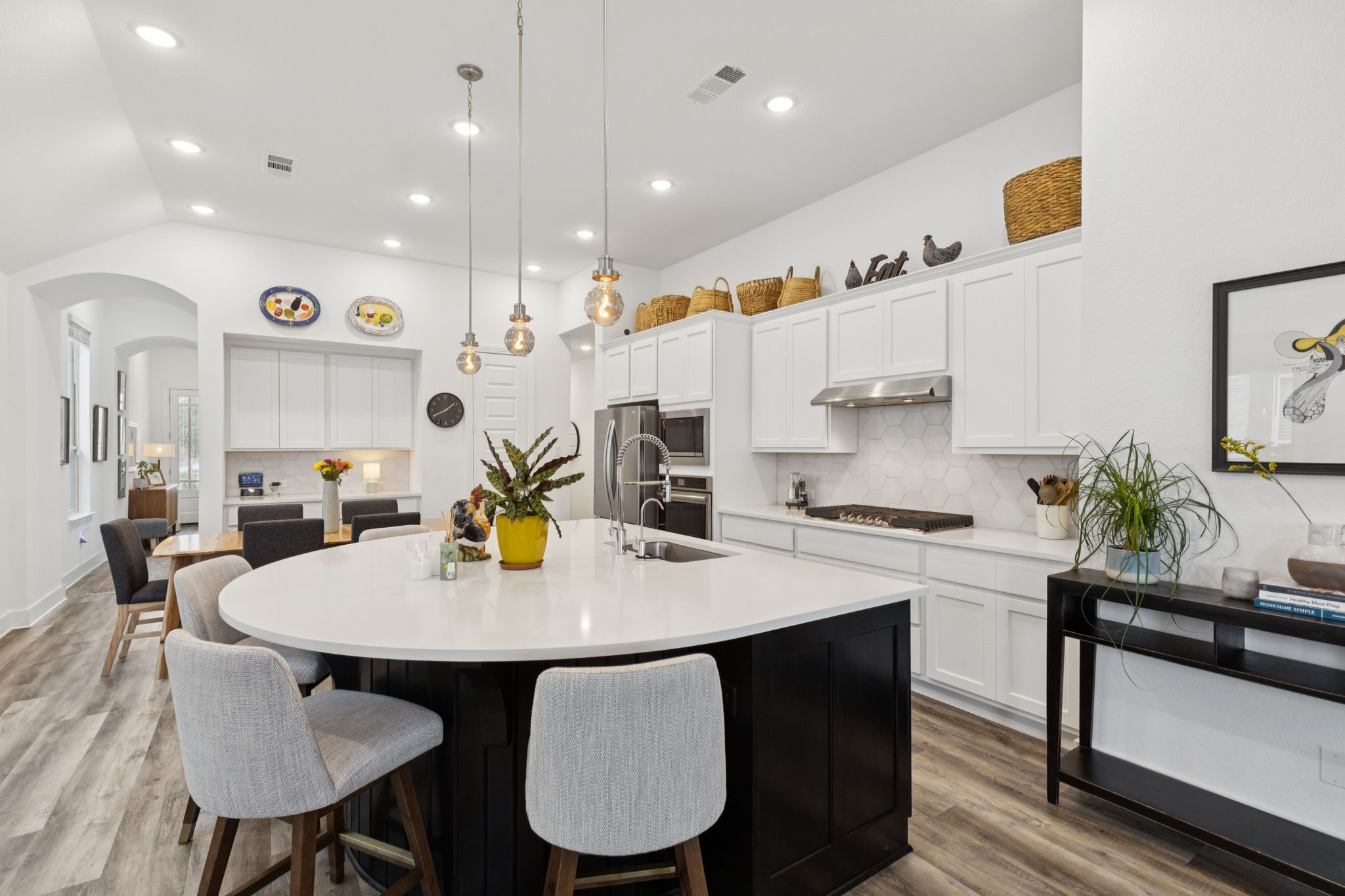 1909 Pelham Drive Aubrey TX 76227
