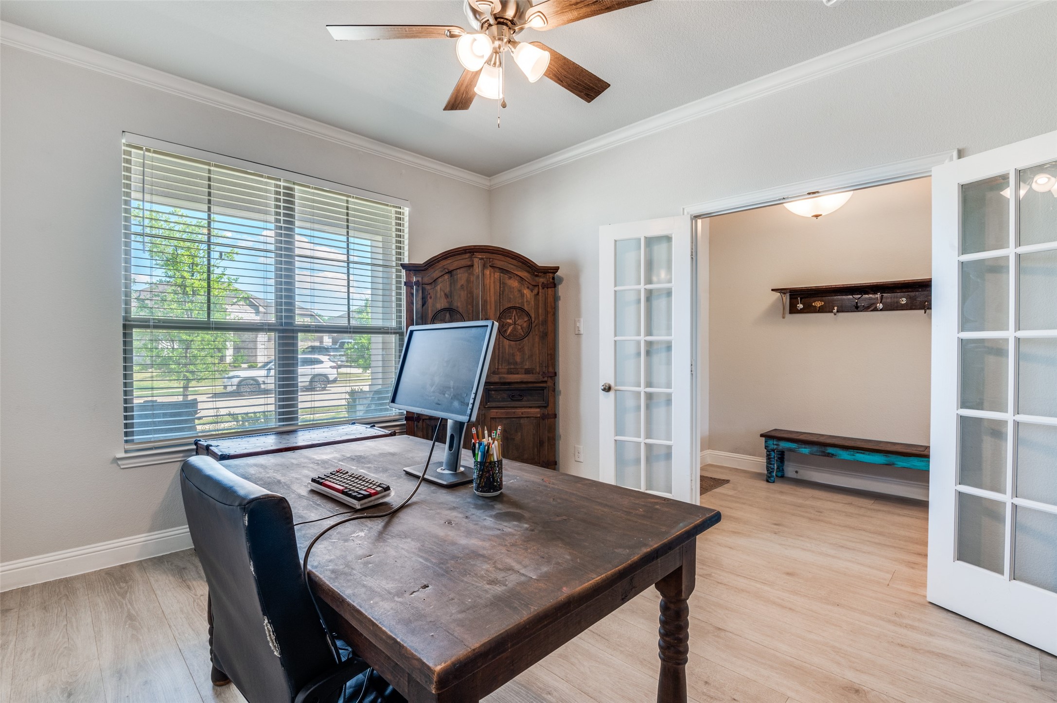 1232 Rushmore Drive Burleson TX 76028