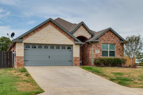 4000 Oakwood Court Aubrey TX 76227