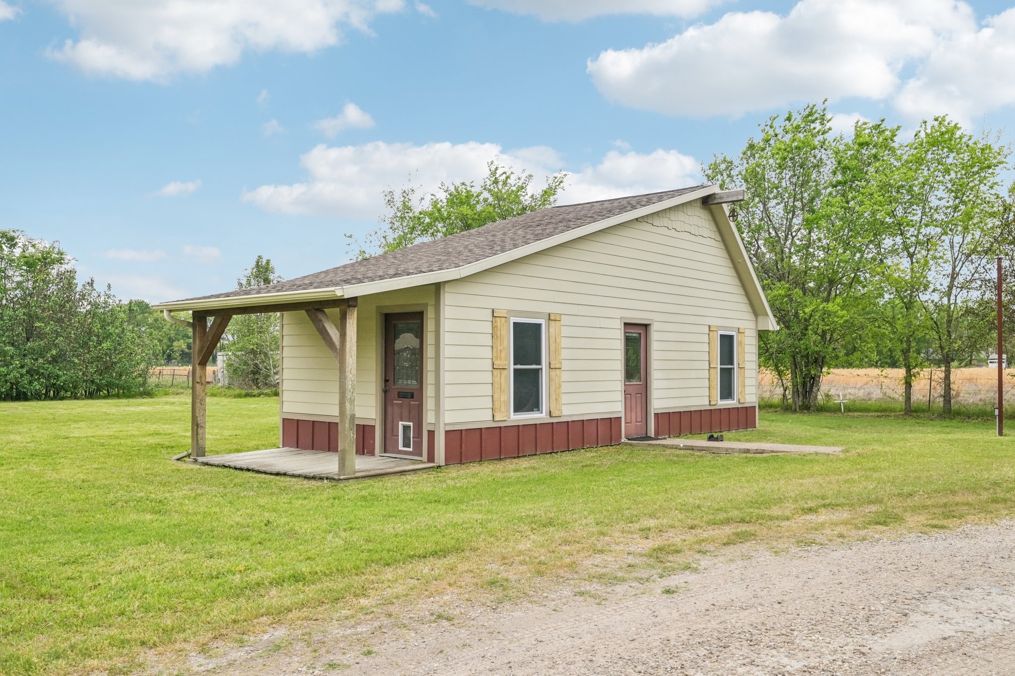 858 County Road 3101 Greenville TX 75402