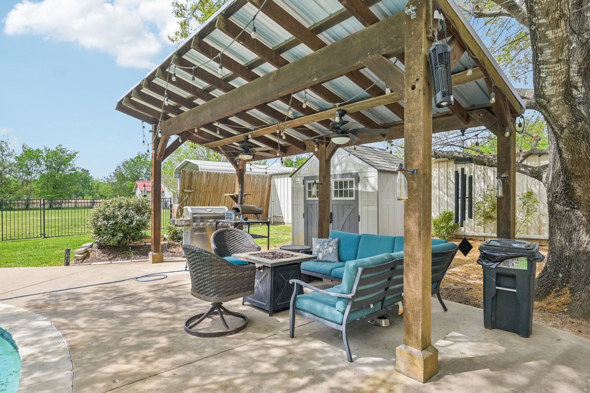 858 County Road 3101 Greenville TX 75402