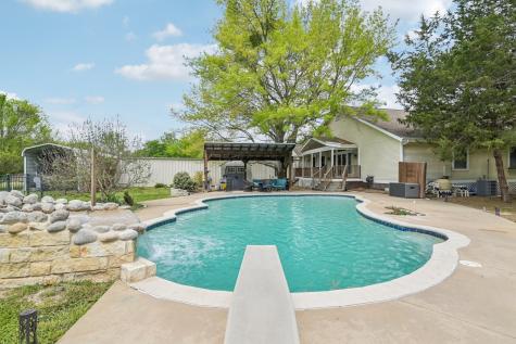 858 County Road 3101 Greenville TX 75402