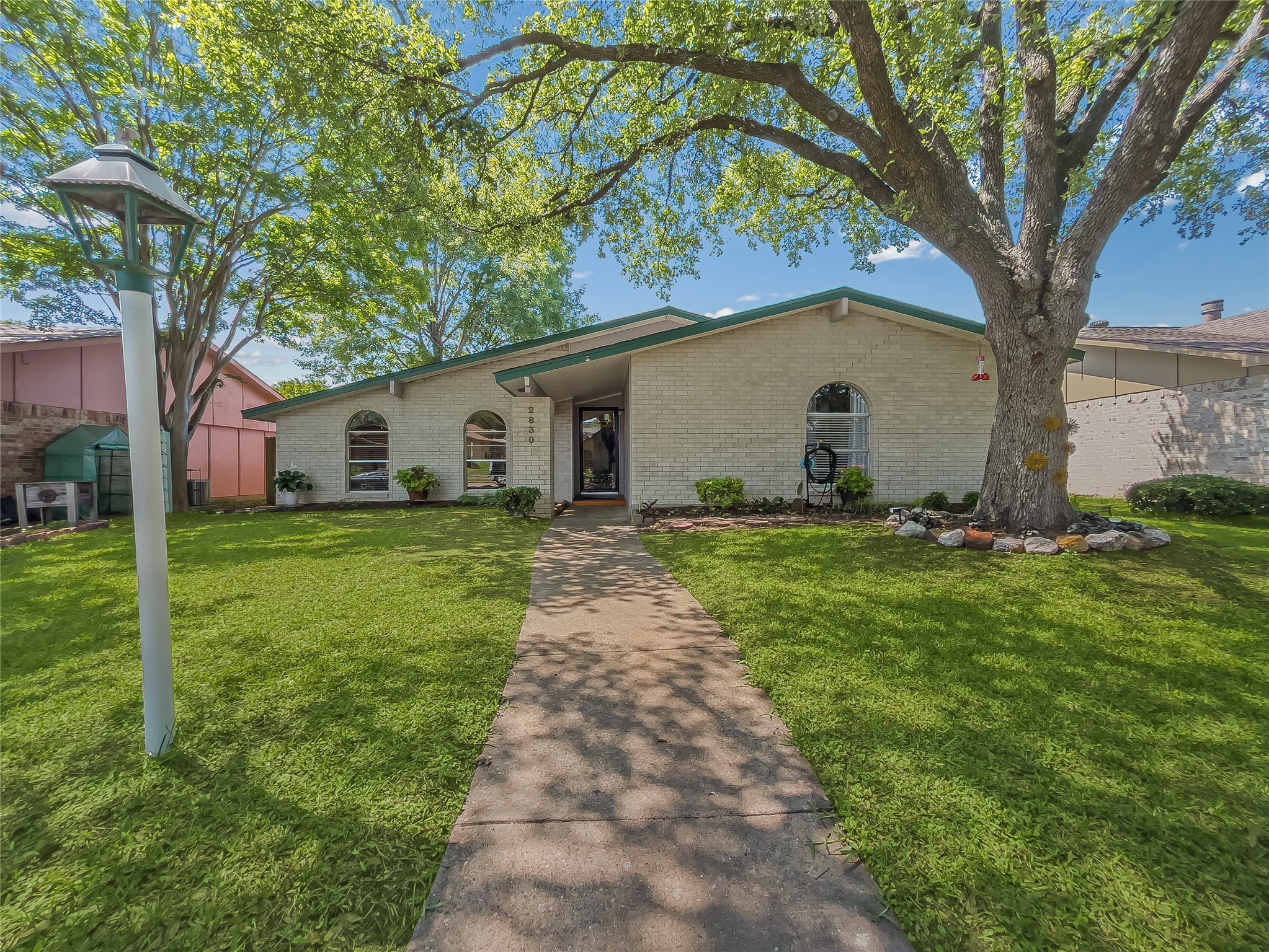 2830 Robin Hill Lane Garland TX 75044